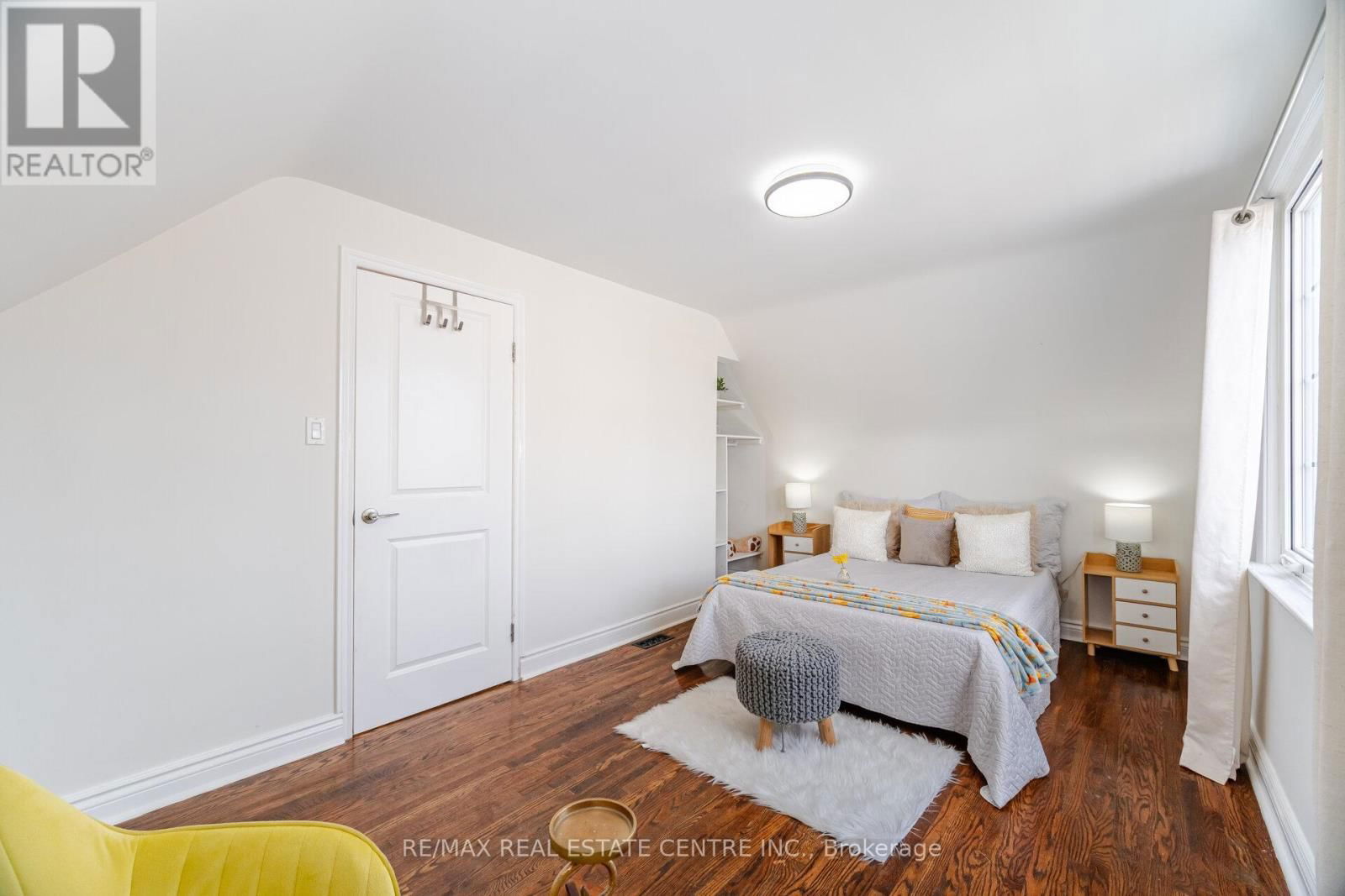 32 EAST 44TH STREET Image 22