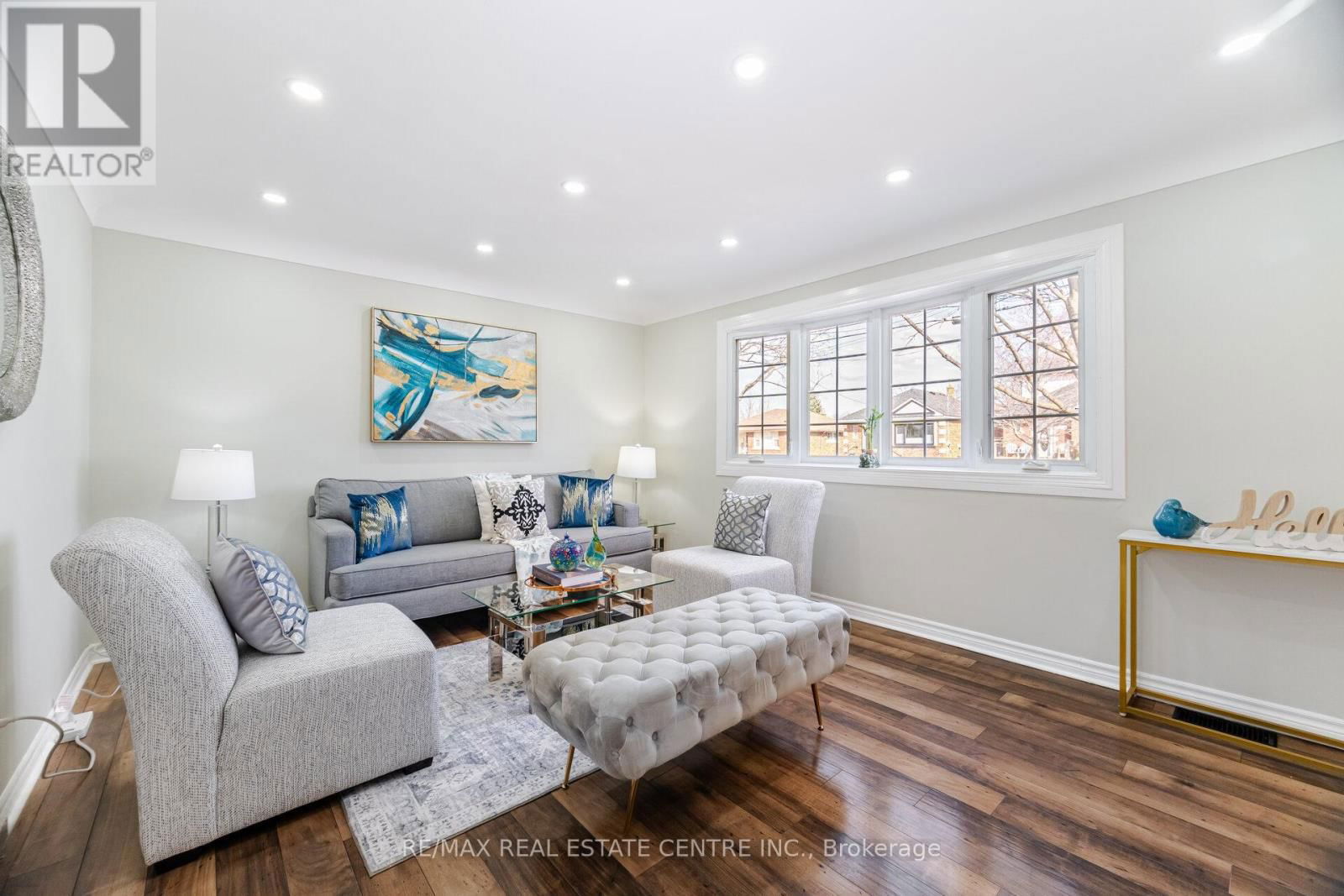 32 EAST 44TH STREET Image 7