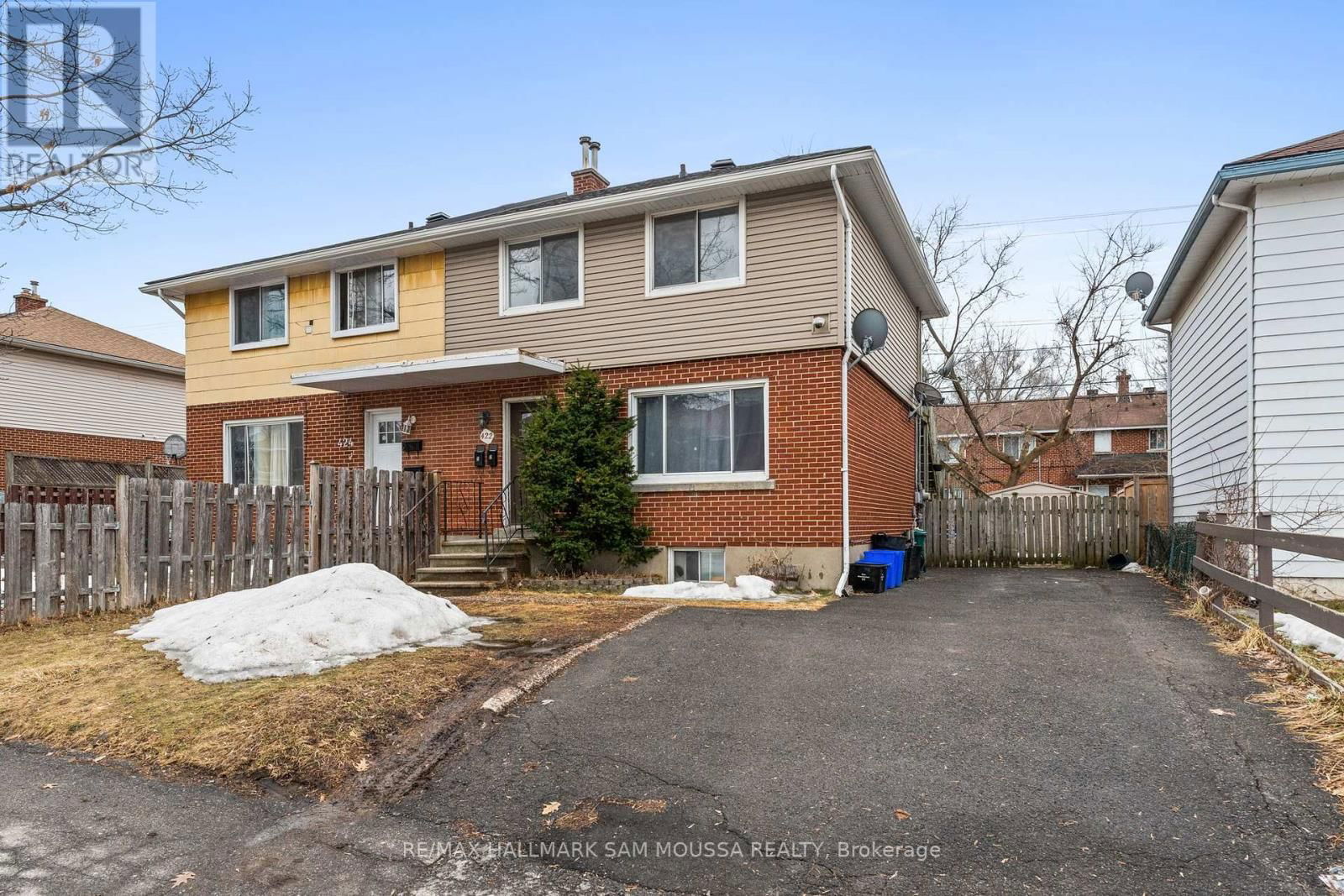 422 QUEEN MARY STREET Image 2