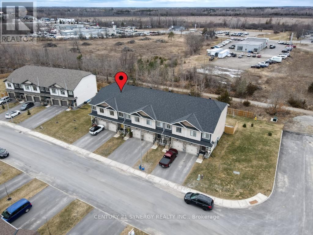 10 STAPLES BOULEVARD Image 35