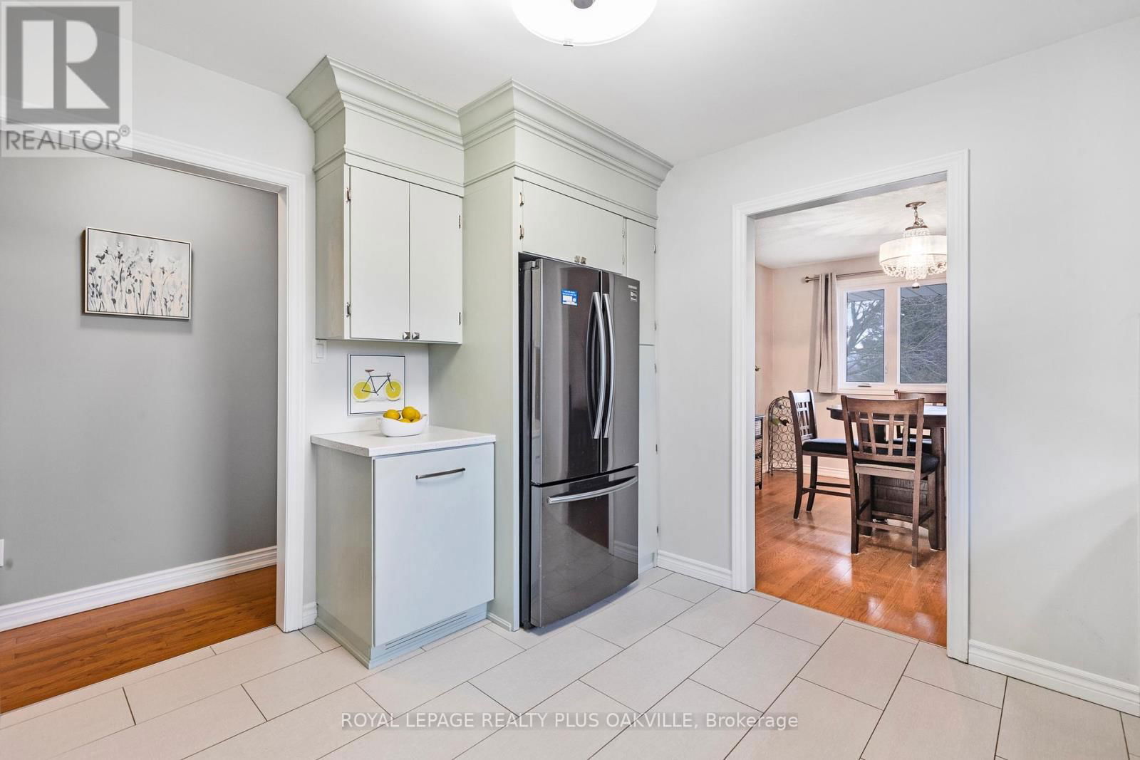 4 RONALD ROAD Image 11