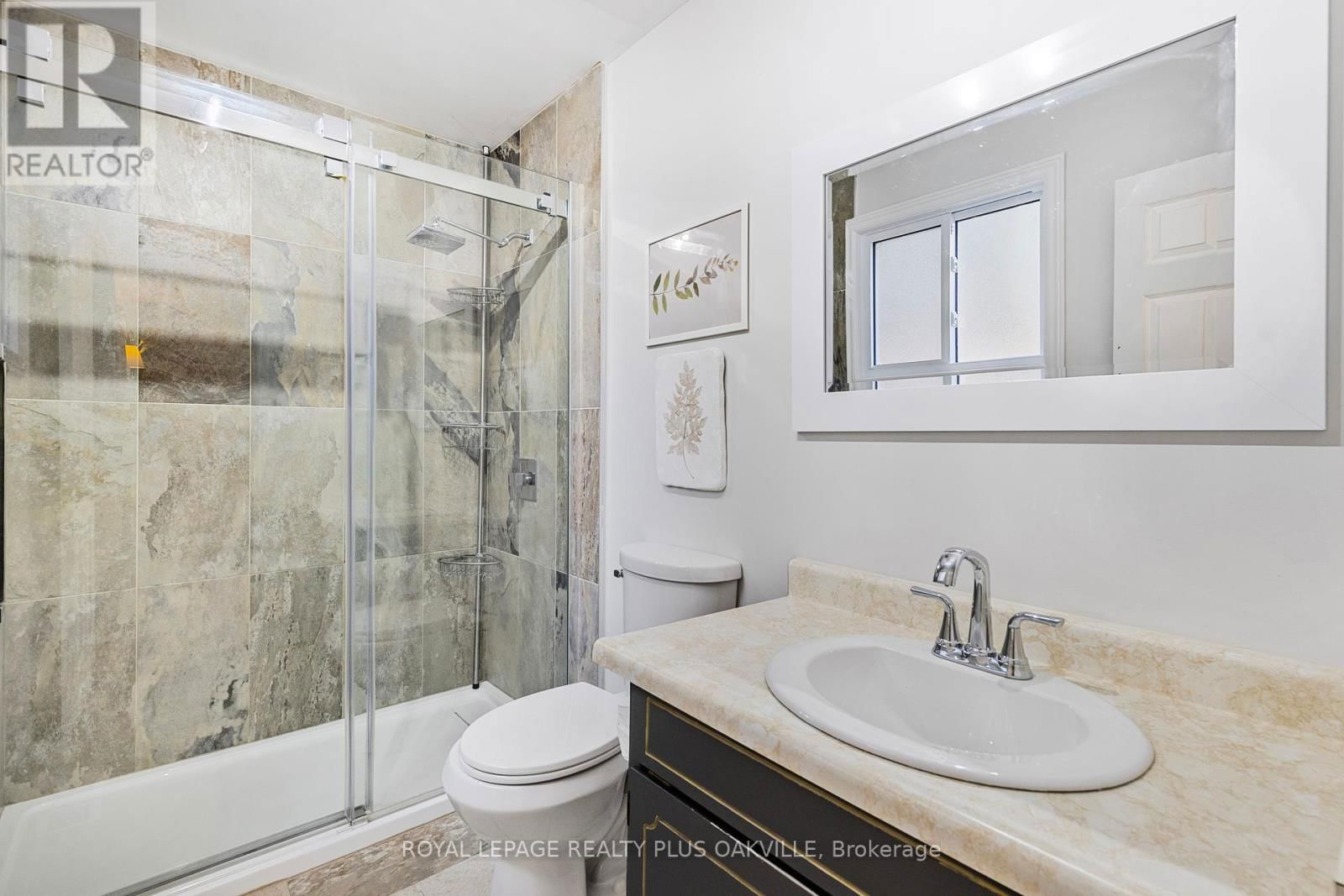 4 RONALD ROAD Image 13