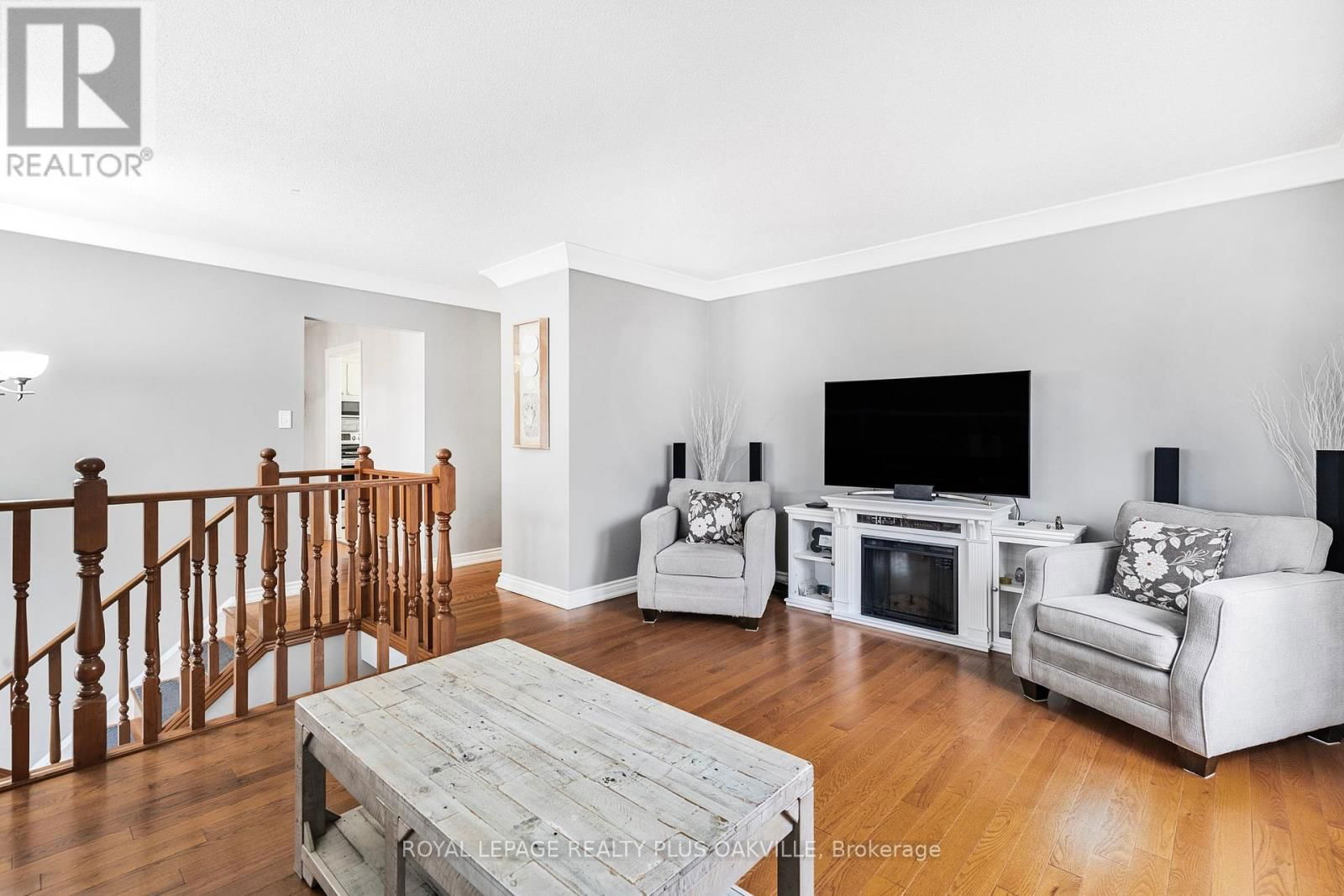 4 RONALD ROAD Image 7