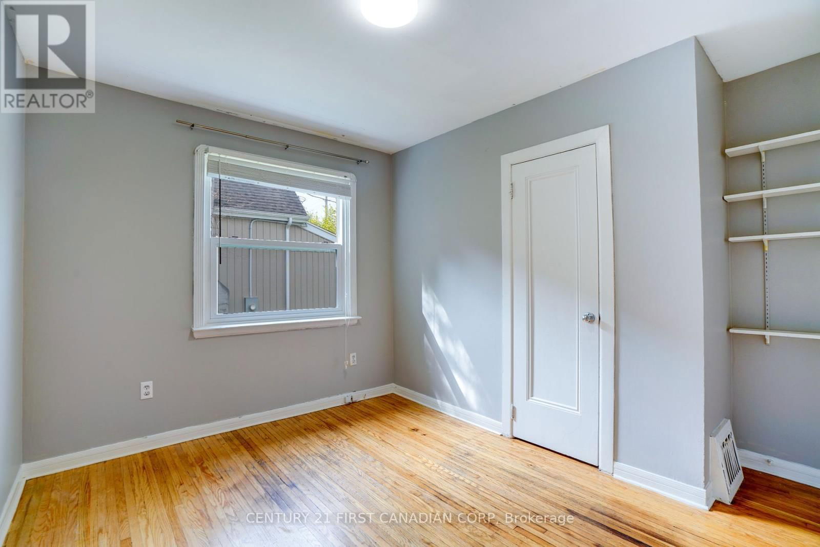 139 BRITANNIA AVENUE Image 15