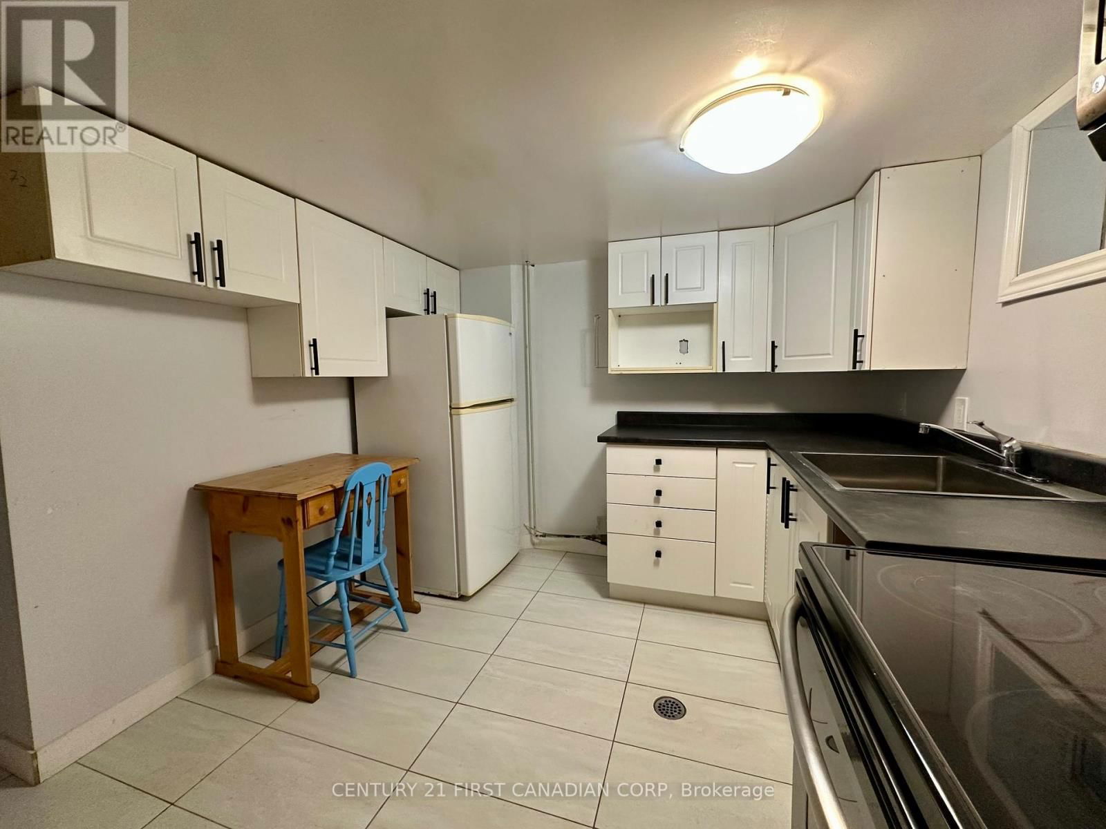 139 BRITANNIA AVENUE Image 19
