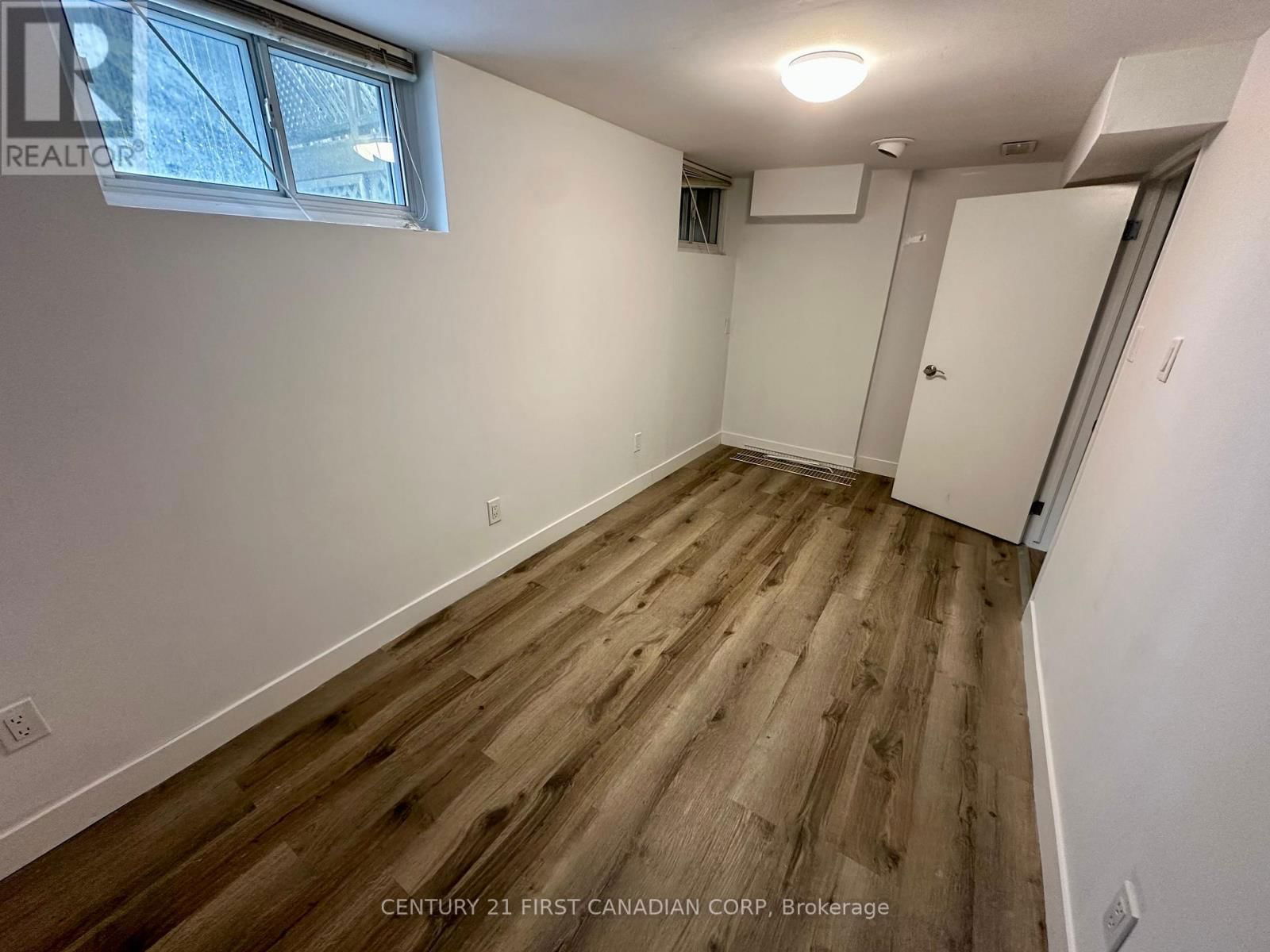 139 BRITANNIA AVENUE Image 23