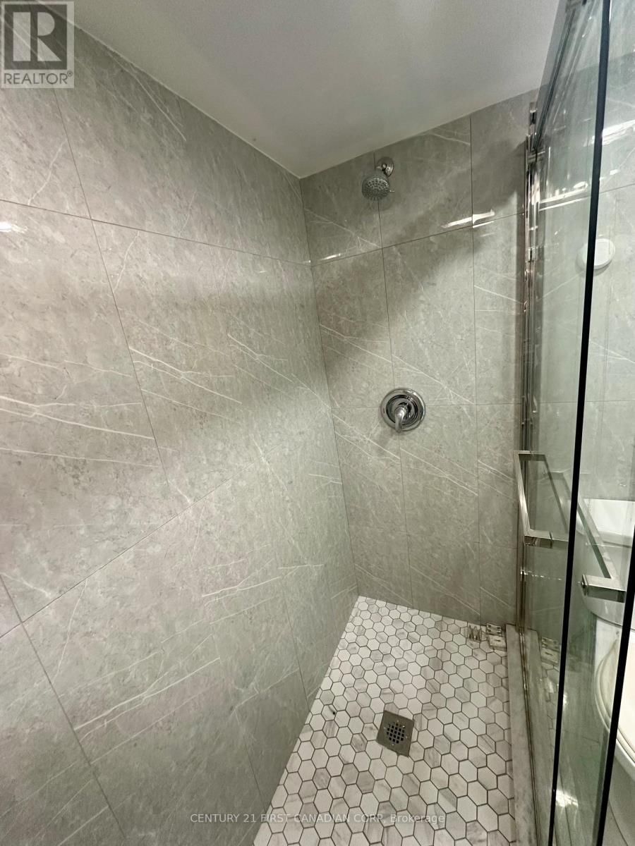 139 BRITANNIA AVENUE Image 29