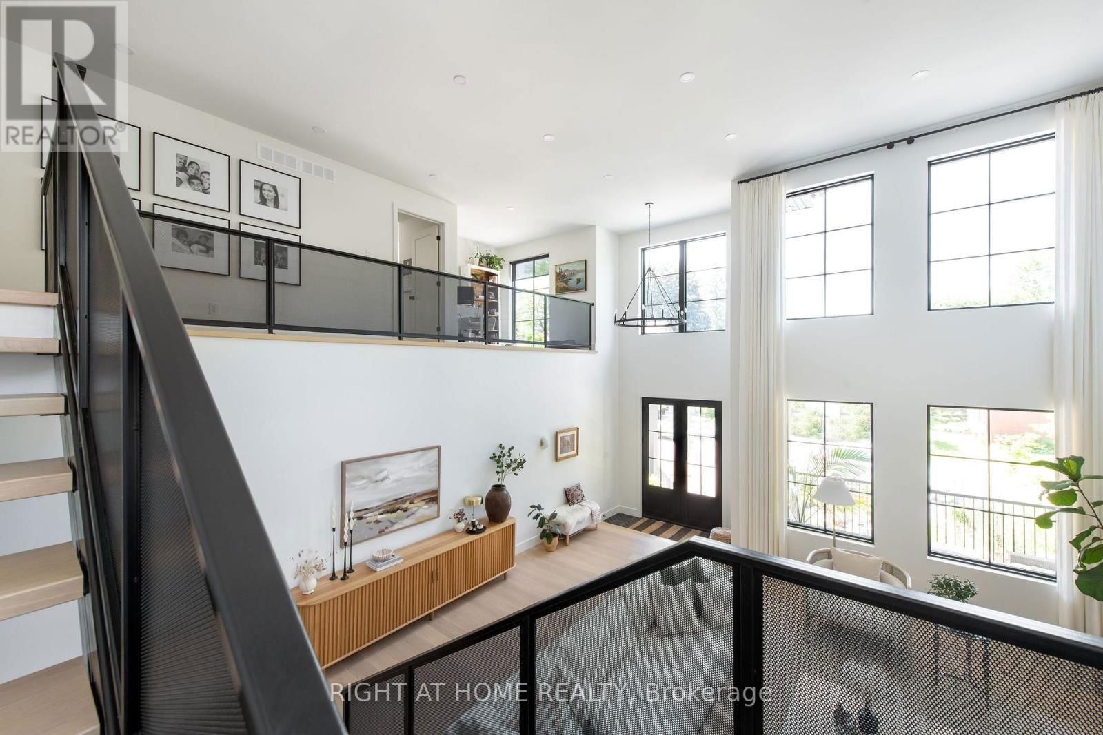 421 FRASER AVENUE Image 2