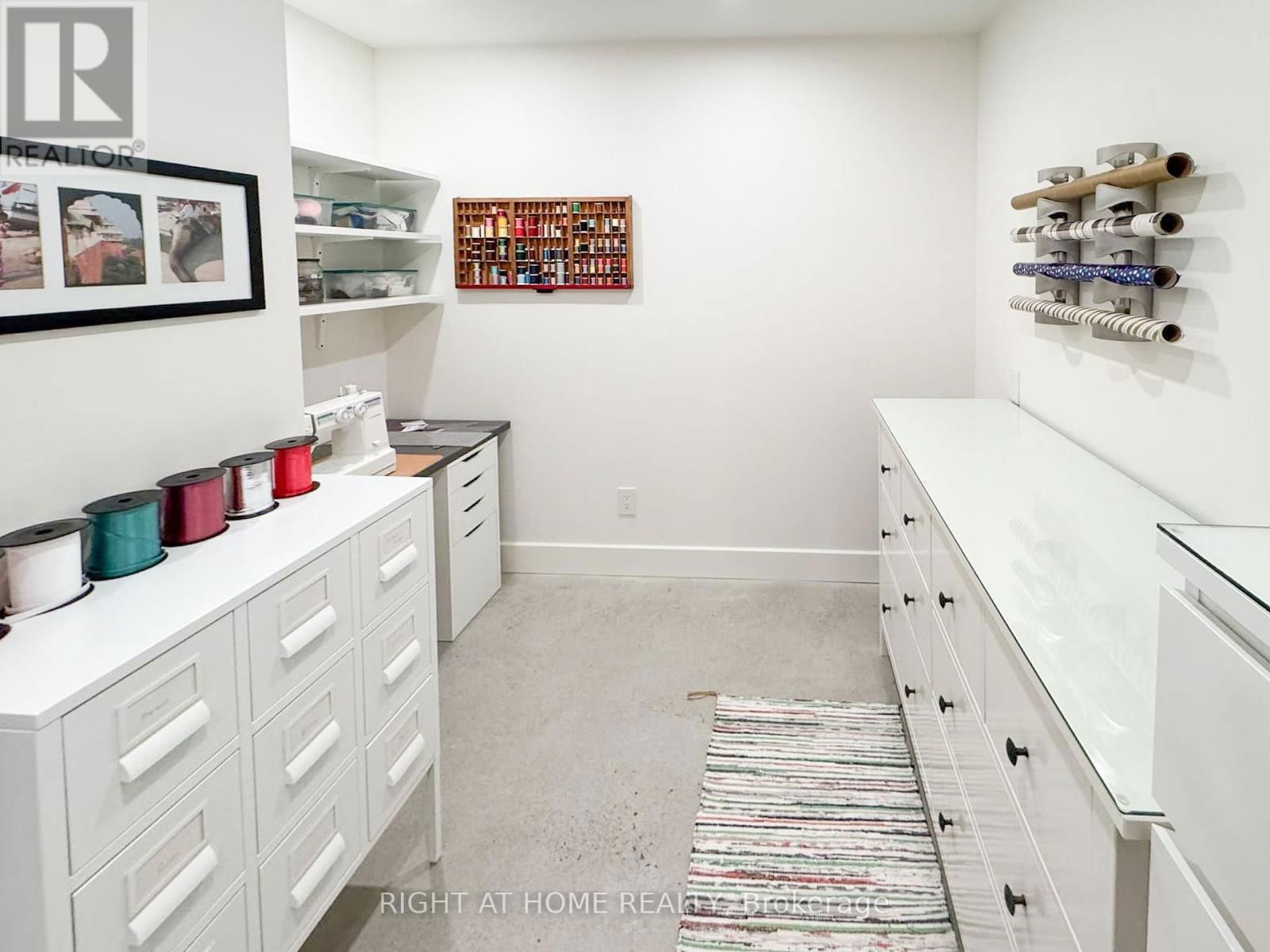 421 FRASER AVENUE Image 30