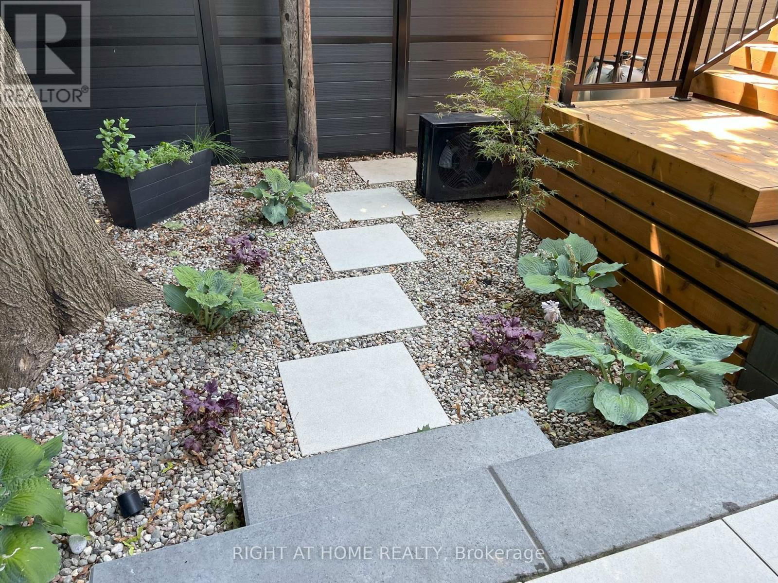 421 FRASER AVENUE Image 36