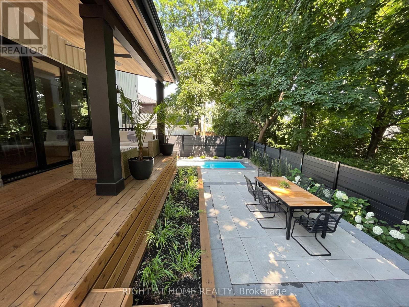 421 FRASER AVENUE Image 37