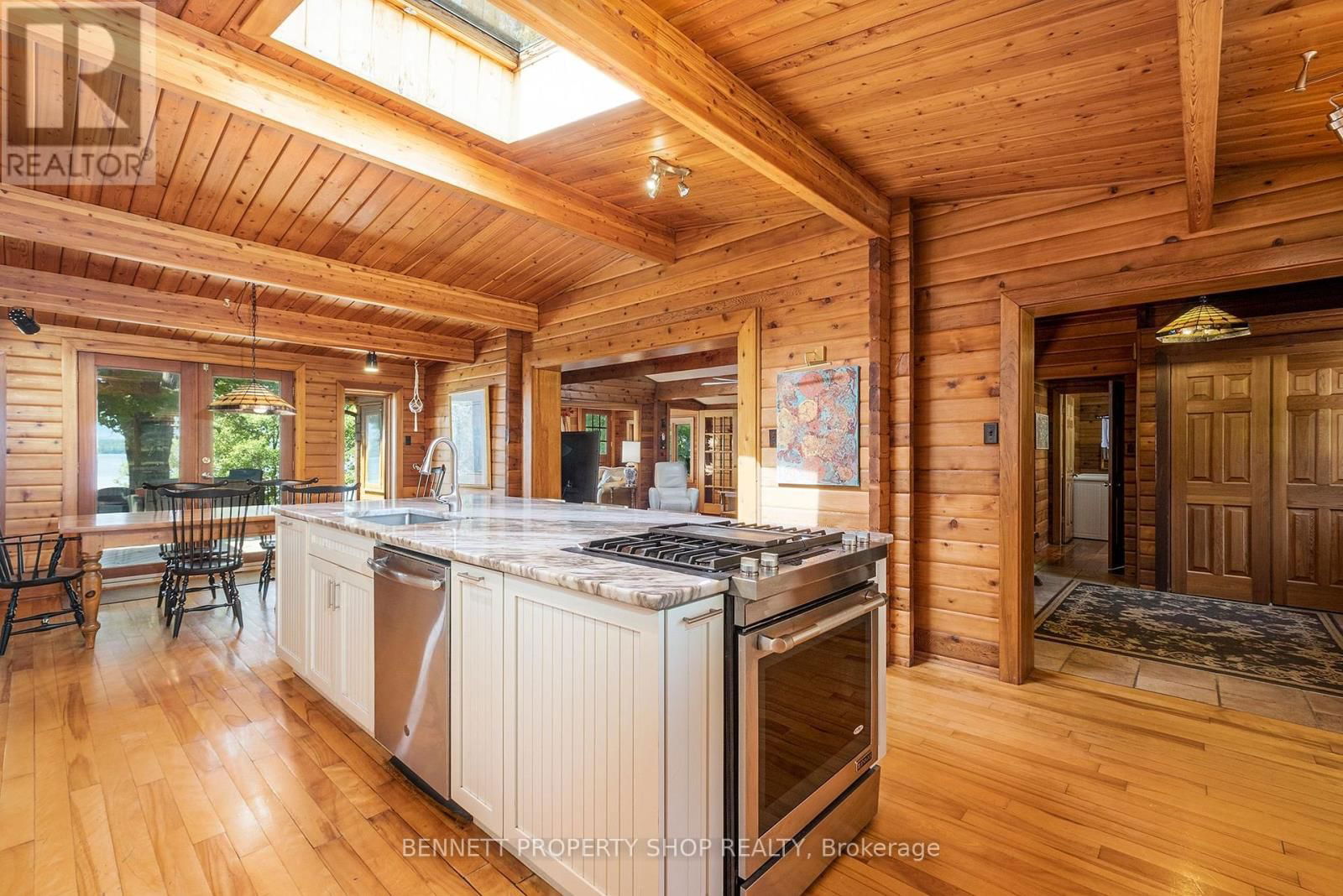 1031 BARRYVALE ROAD Image 11