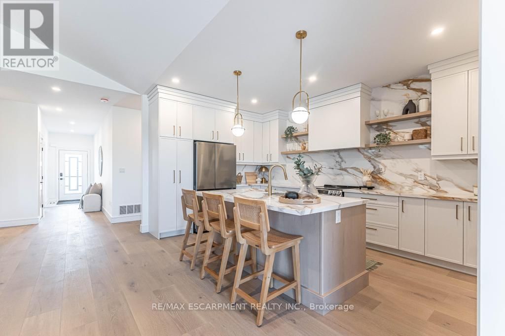 4233 MANSON LANE Image 6
