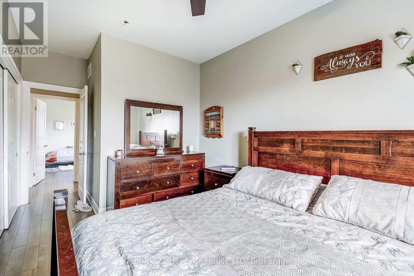 1021 MEADOWOOD STREET Image 19