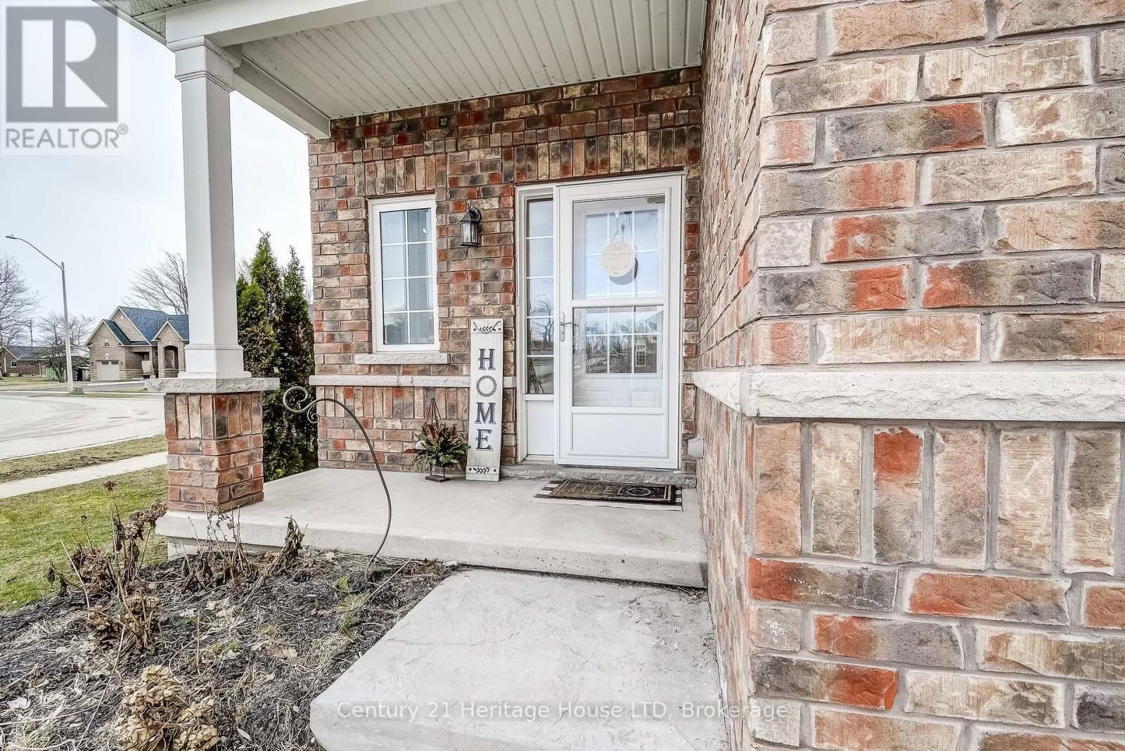 1021 MEADOWOOD STREET Image 2