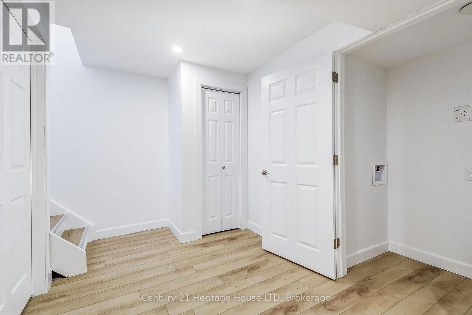 1021 MEADOWOOD STREET Image 22