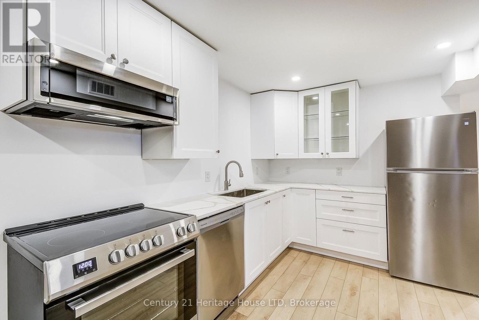1021 MEADOWOOD STREET Image 24