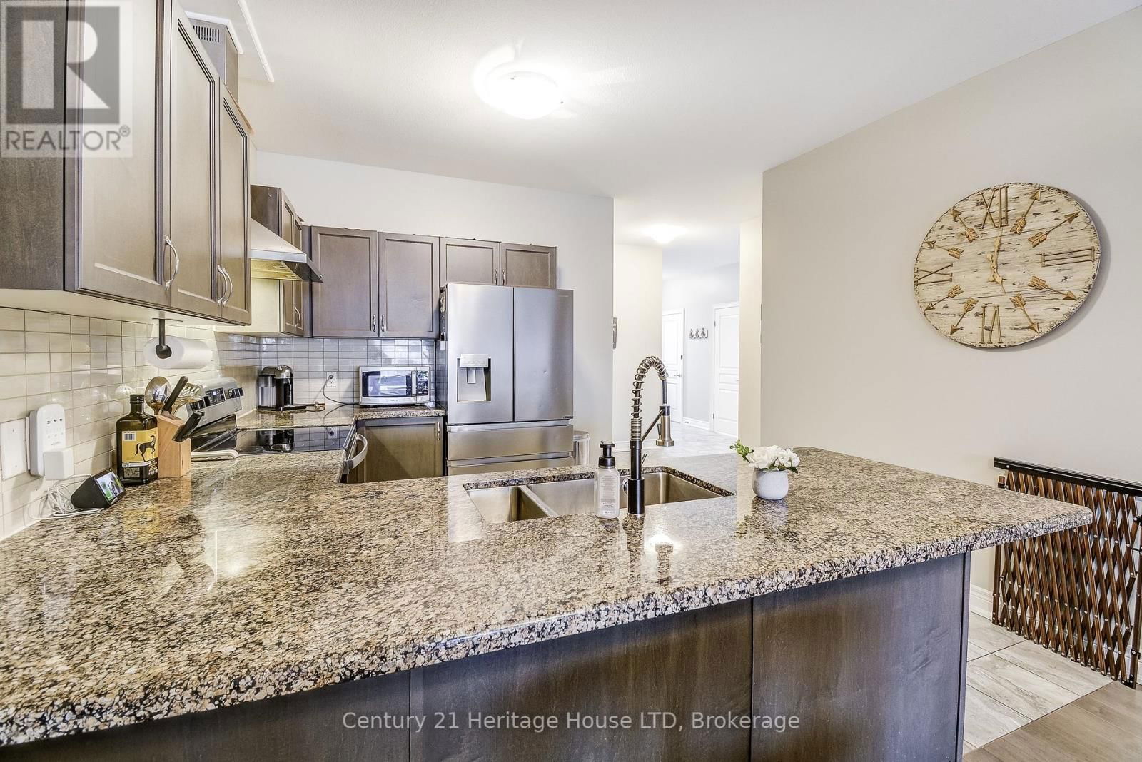 1021 MEADOWOOD STREET Image 8