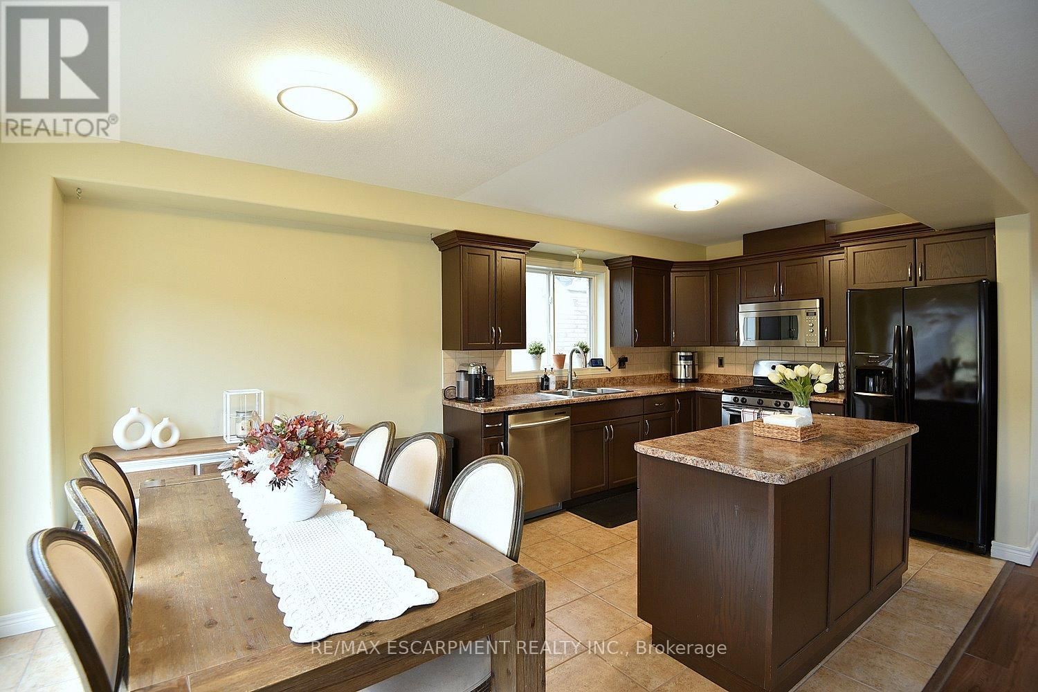 47 PLUM TREE LANE Image 13