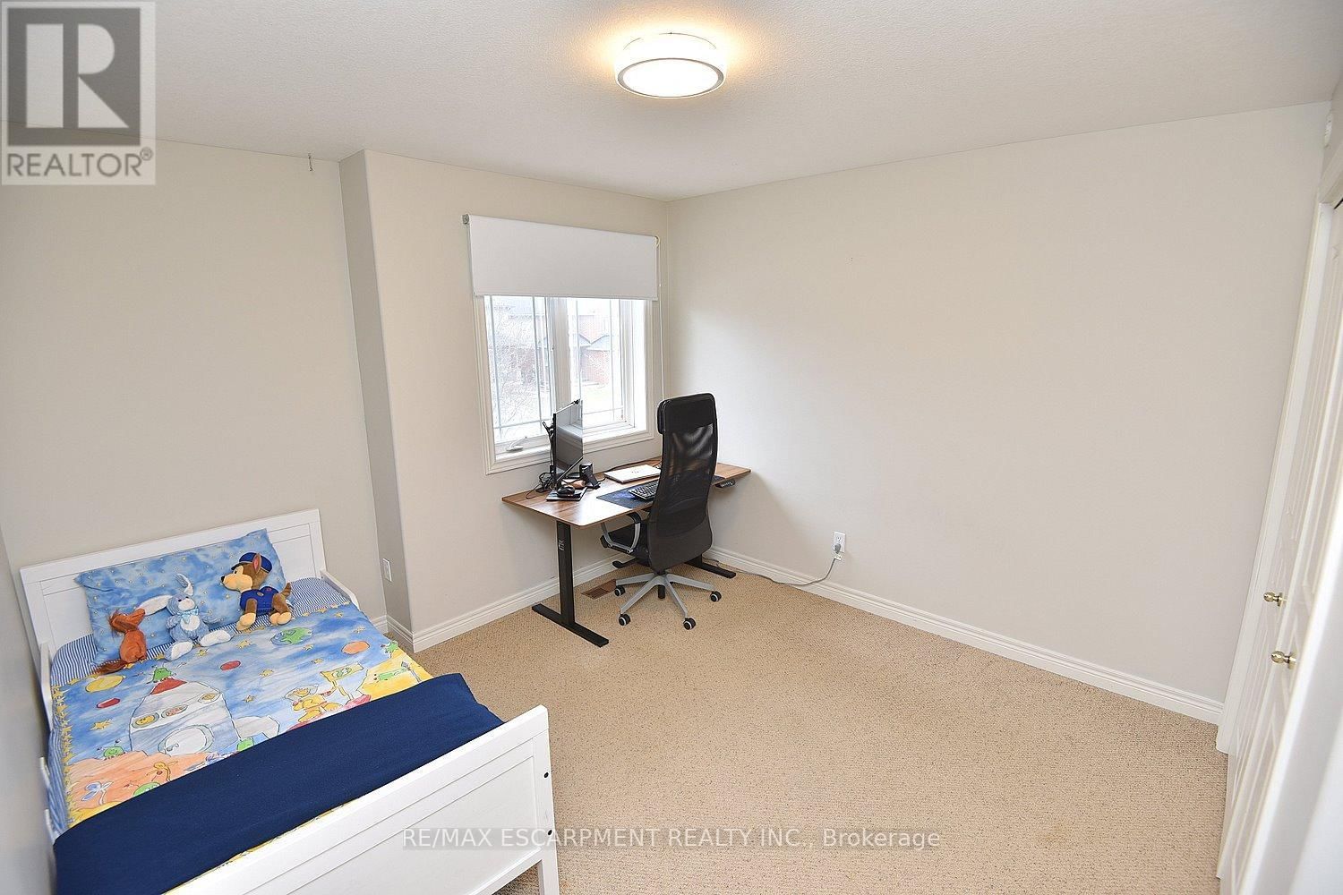 47 PLUM TREE LANE Image 33