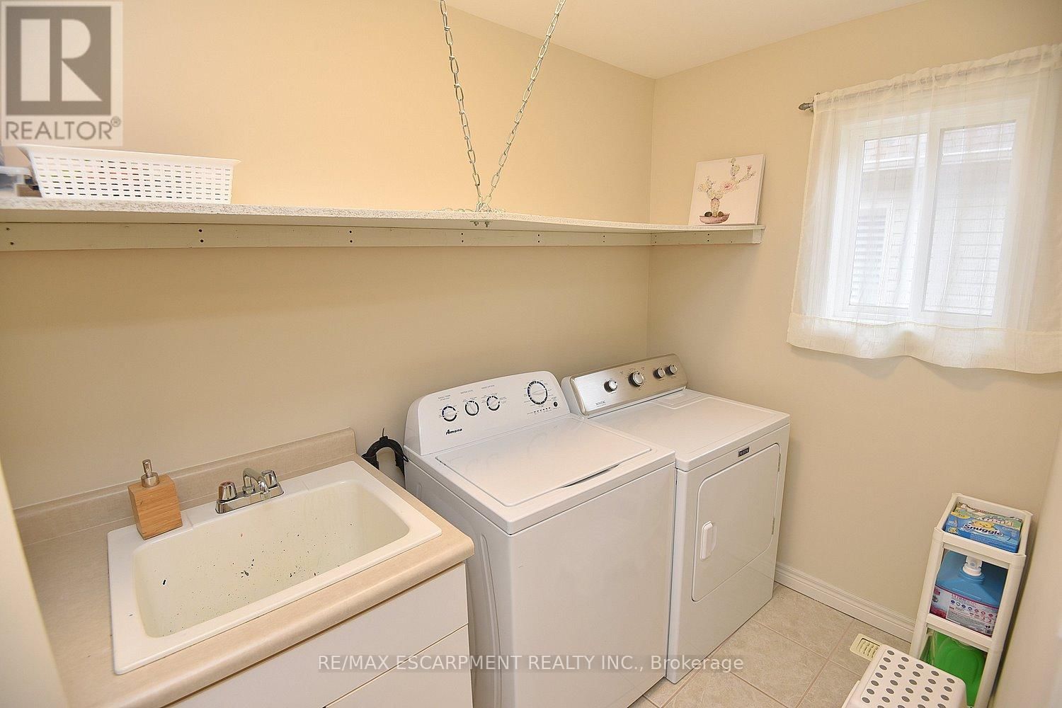 47 PLUM TREE LANE Image 35
