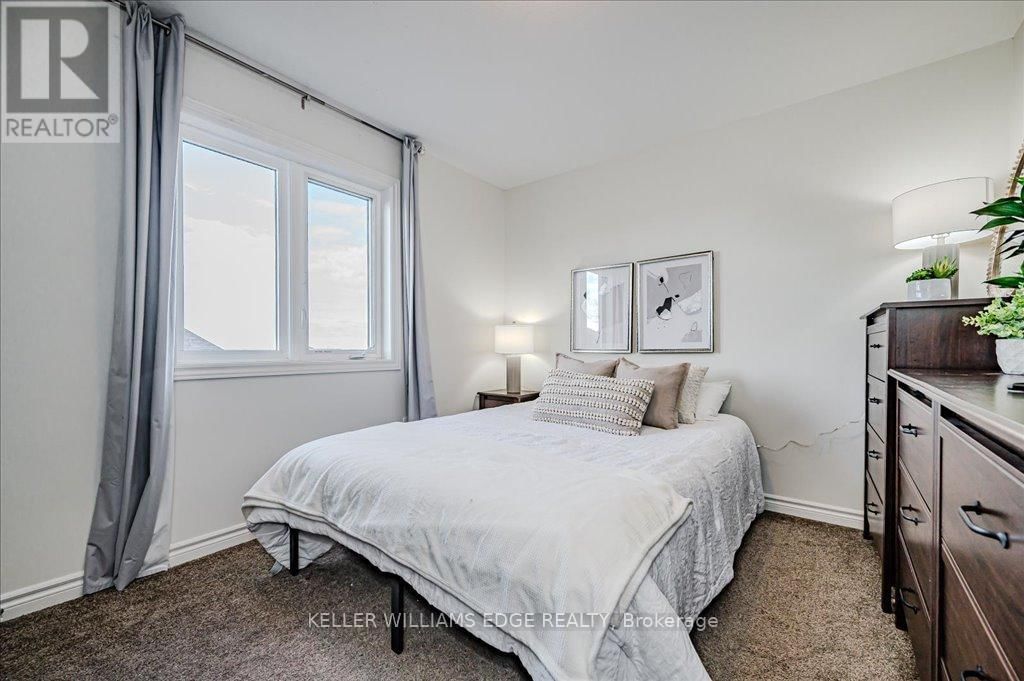 4077 THOMAS STREET Image 34