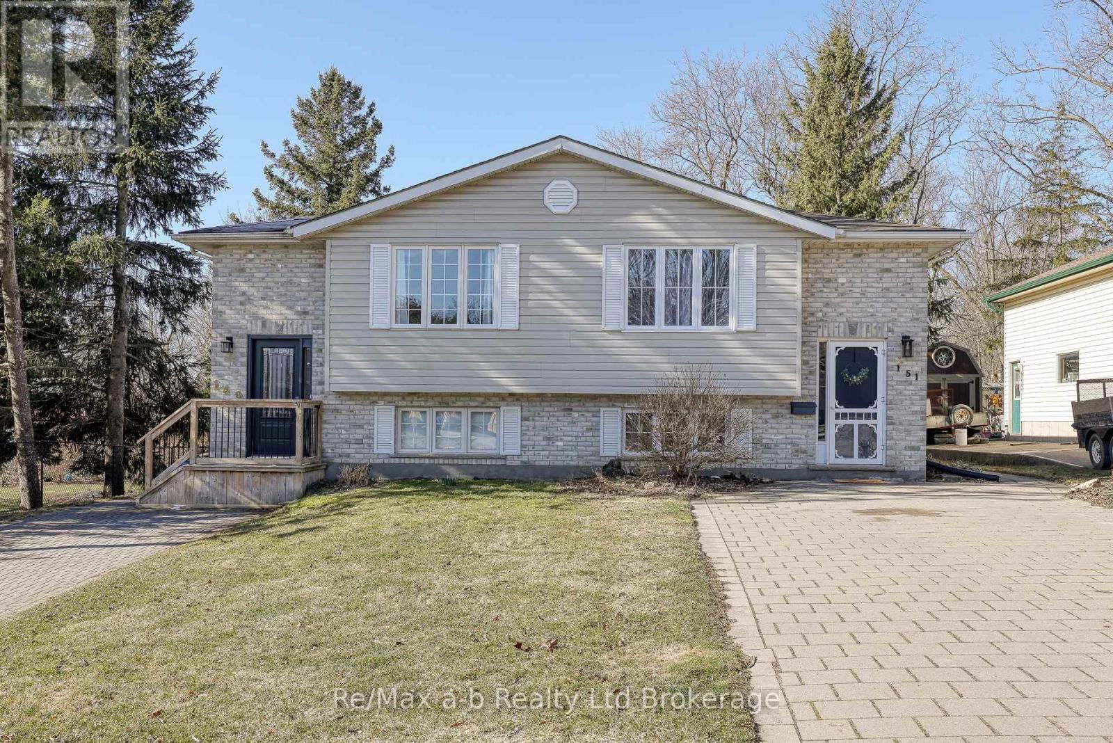 151 BRUCE STREET Image 1