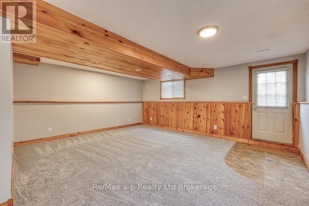 151 BRUCE STREET Image 14
