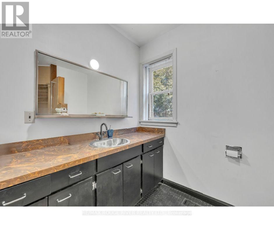 7523 OAK RIDGES DRIVE Image 15