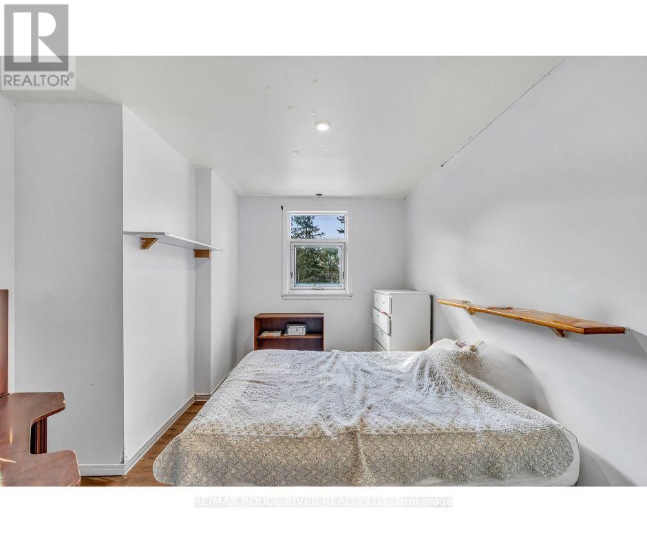 7523 OAK RIDGES DRIVE Image 16