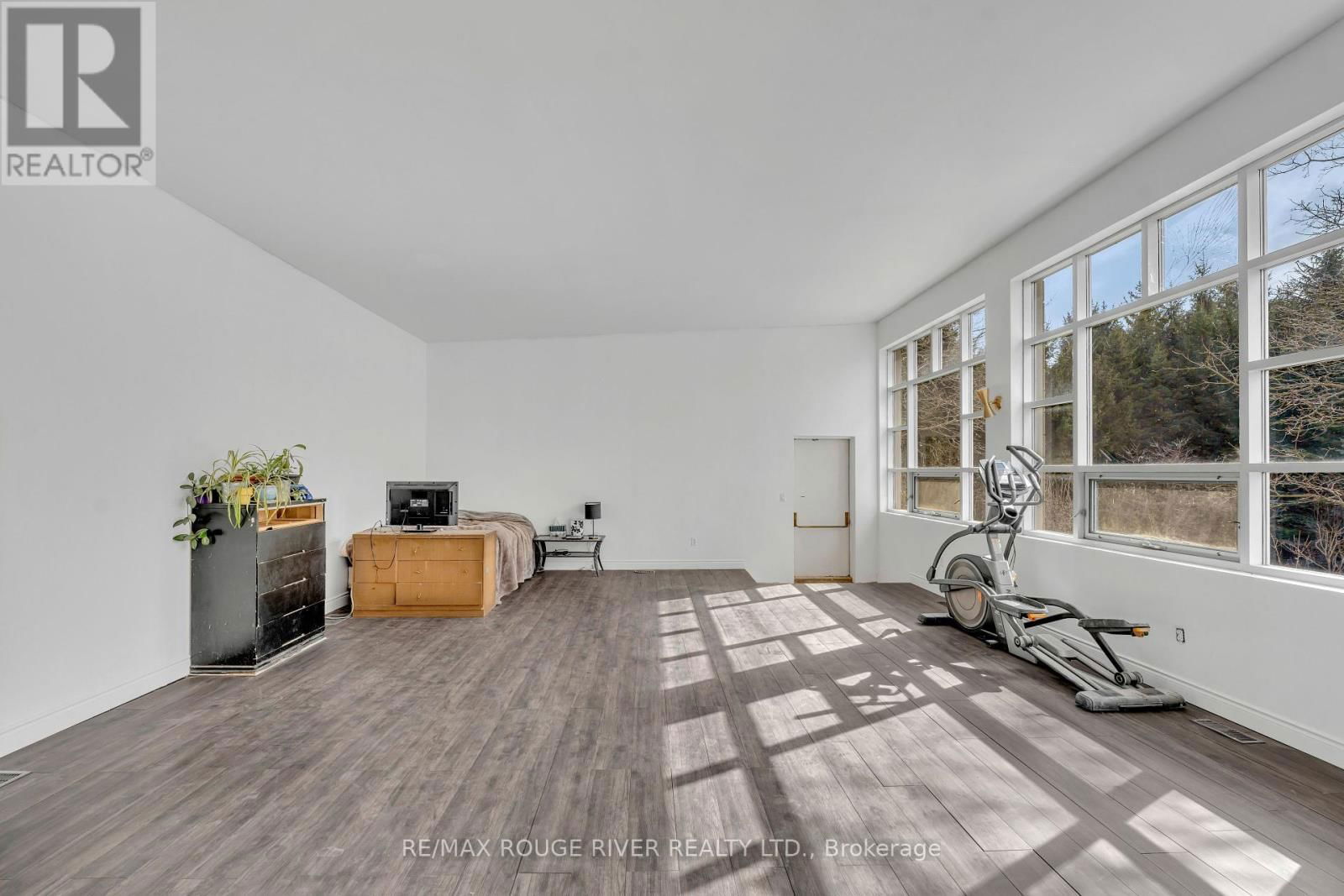 7523 OAK RIDGES DRIVE Image 17
