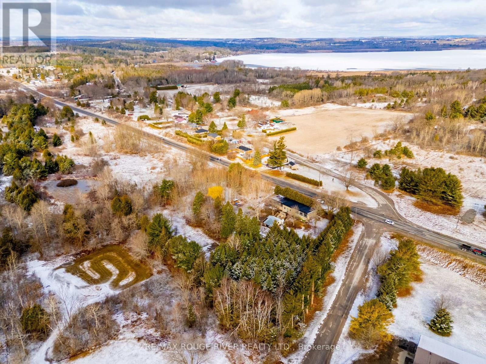 7523 OAK RIDGES DRIVE Image 33