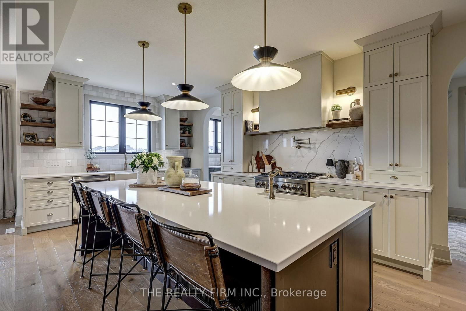 78 OPTIMIST DRIVE Image 12