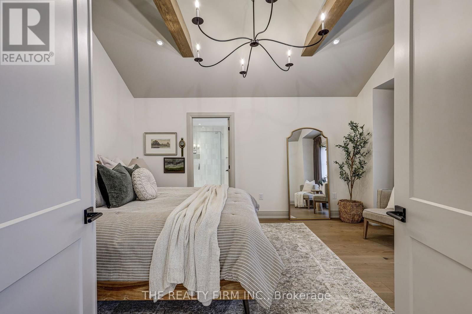 78 OPTIMIST DRIVE Image 33