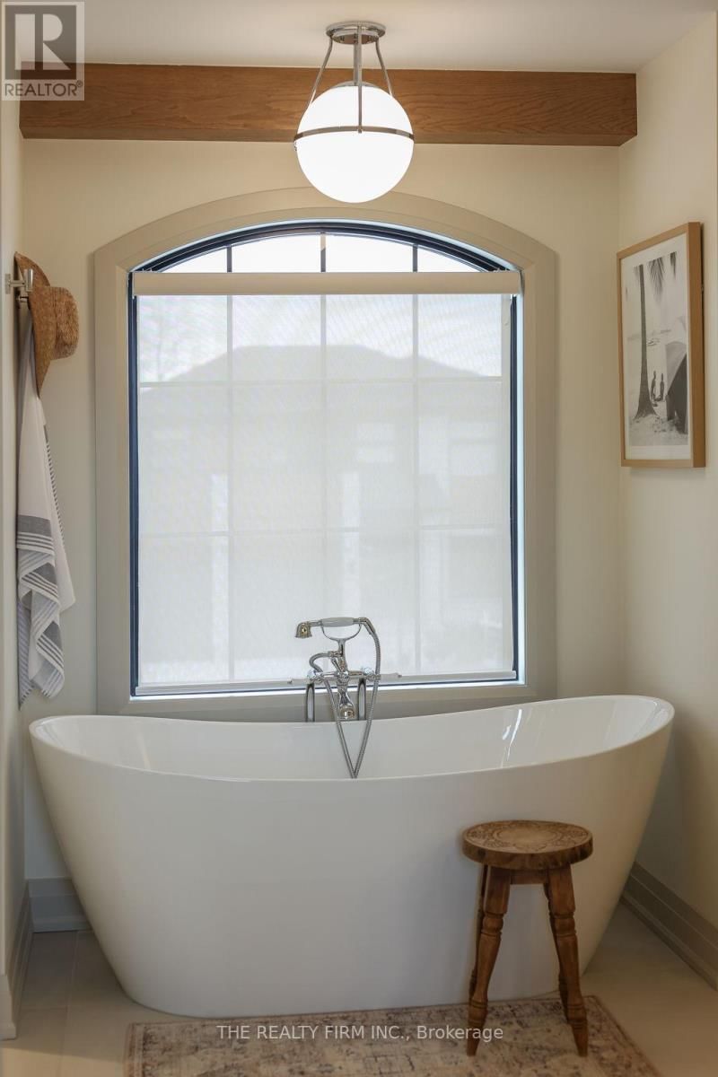 78 OPTIMIST DRIVE Image 38