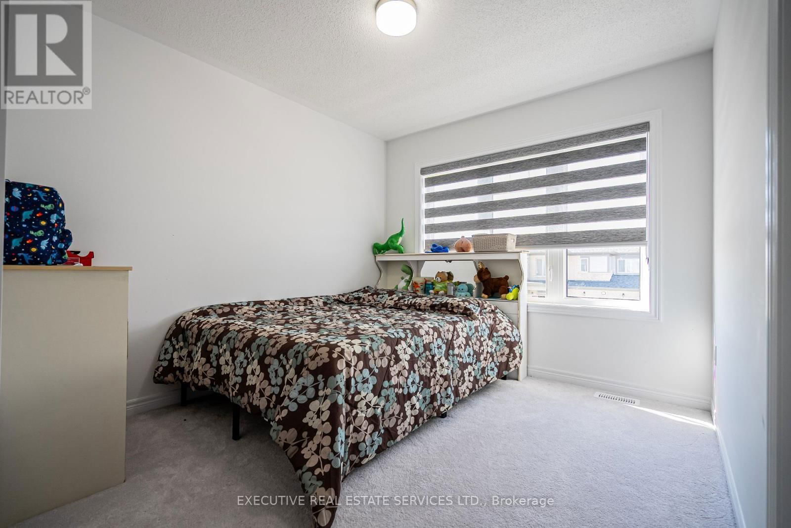 283 REA DRIVE NORTH Image 19
