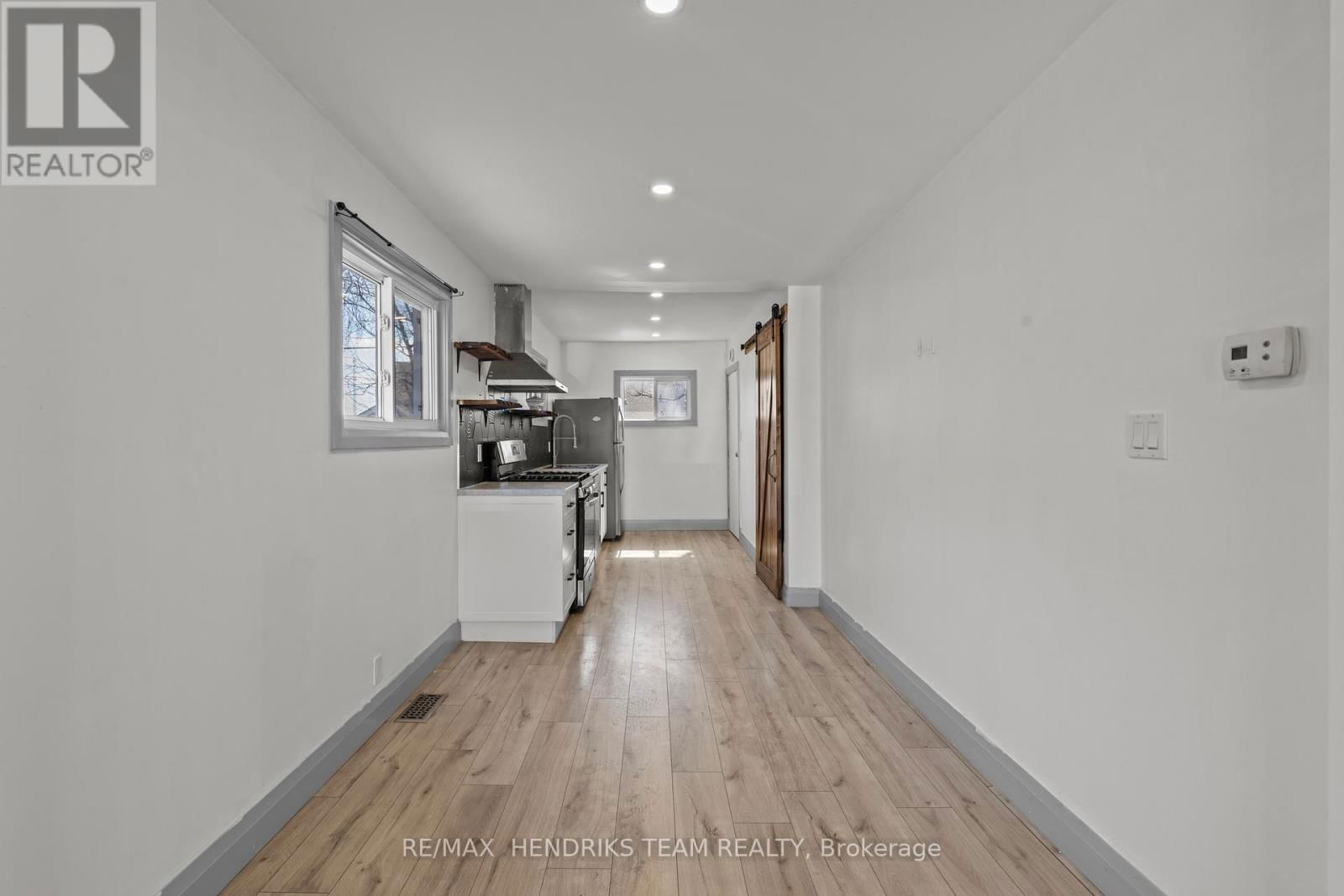 14 ELMWOOD AVENUE Image 11