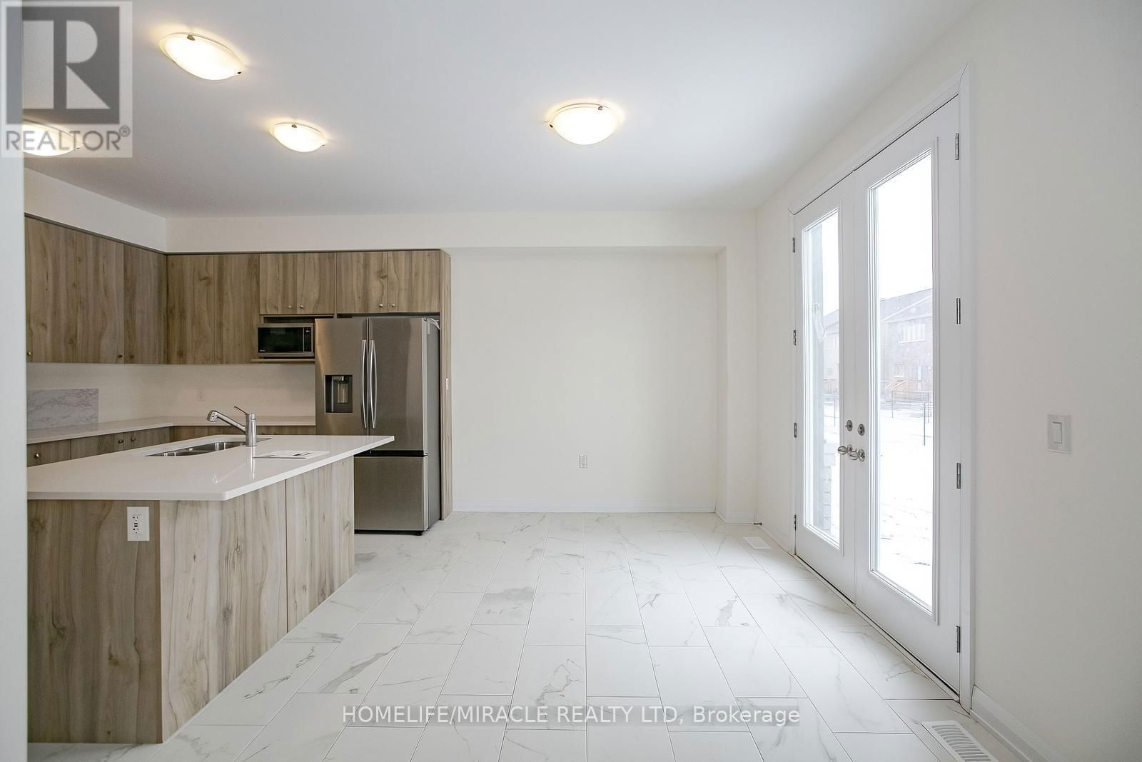 113 RAFTIS STREET Image 19