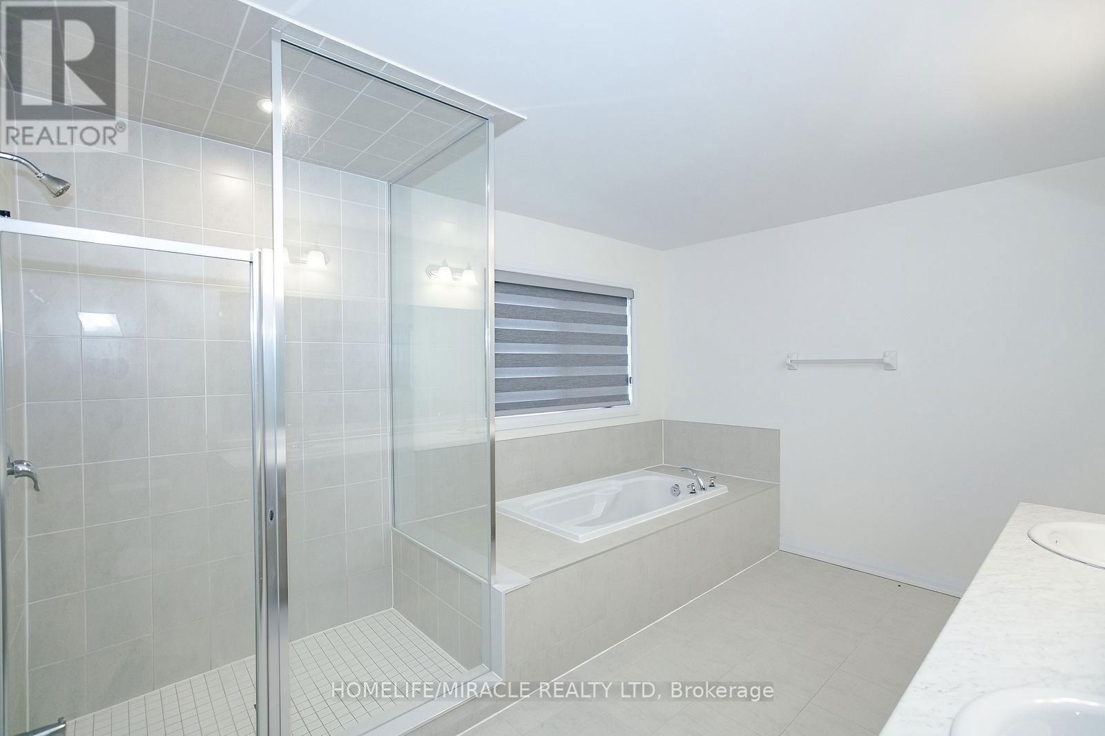 113 RAFTIS STREET Image 32