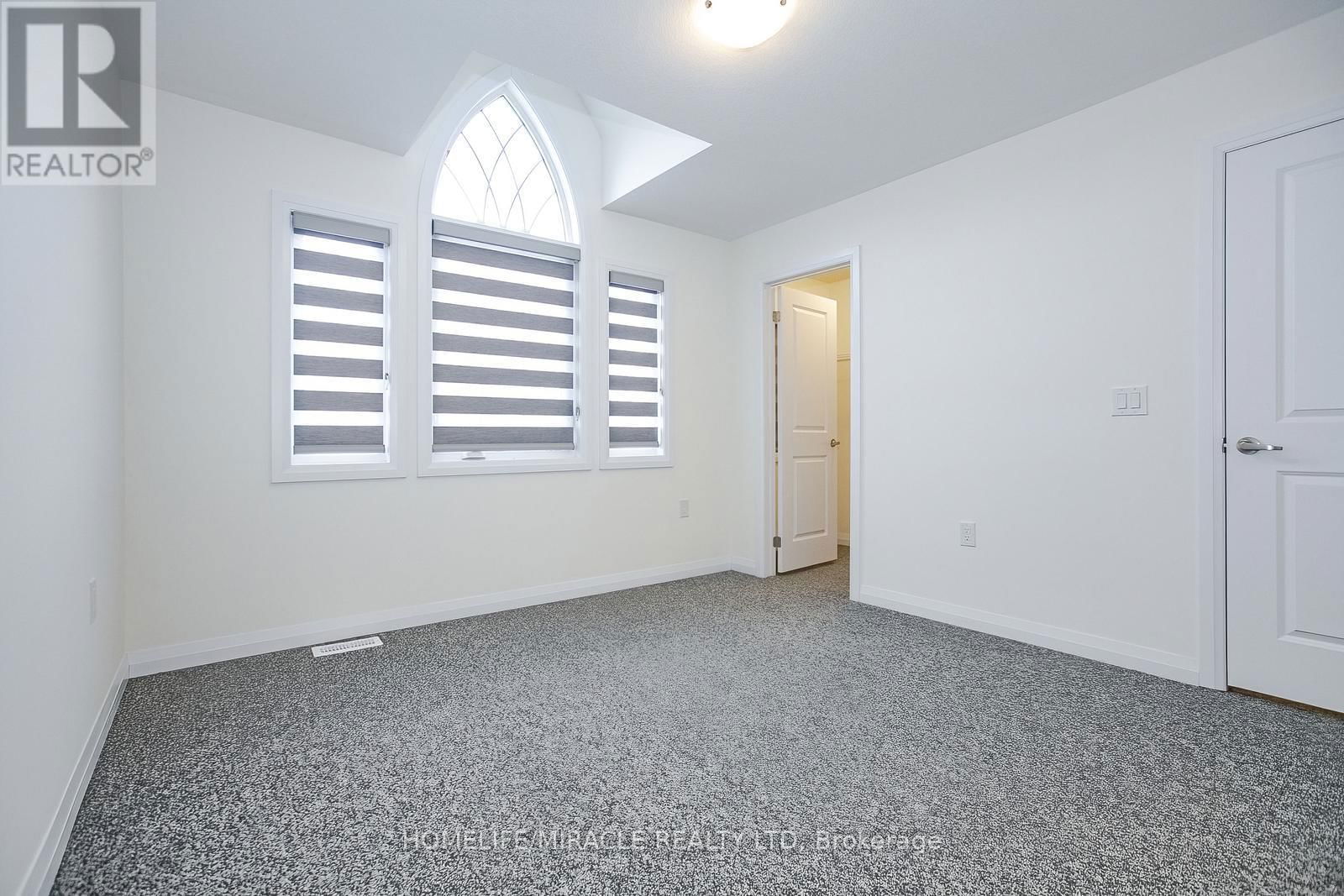 113 RAFTIS STREET Image 41