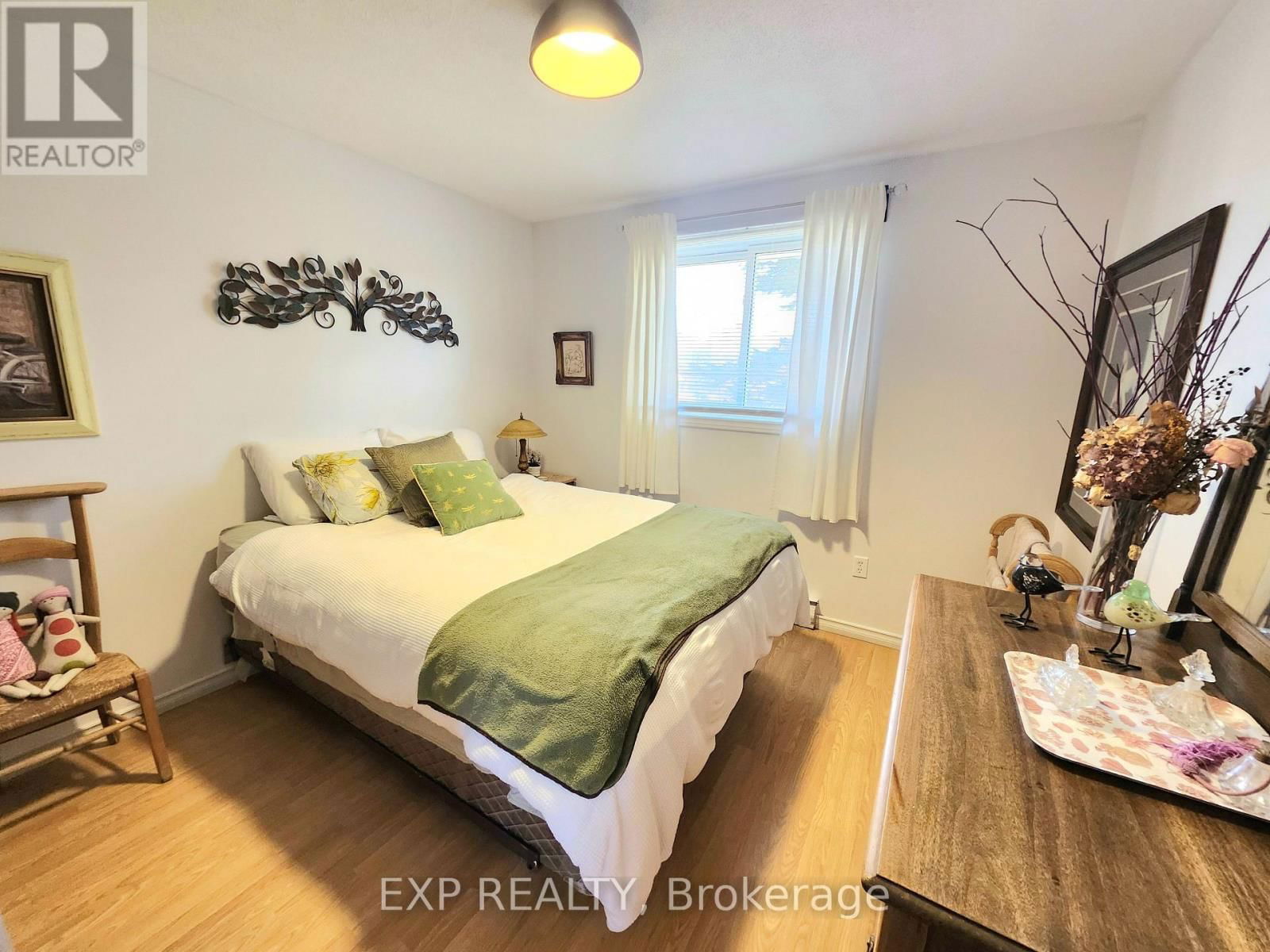 4020 GLEN SMAIL ROAD Image 20