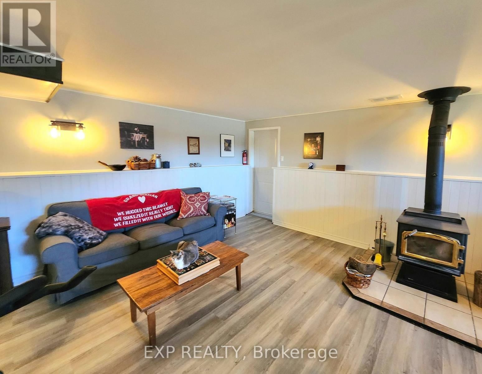 4020 GLEN SMAIL ROAD Image 32