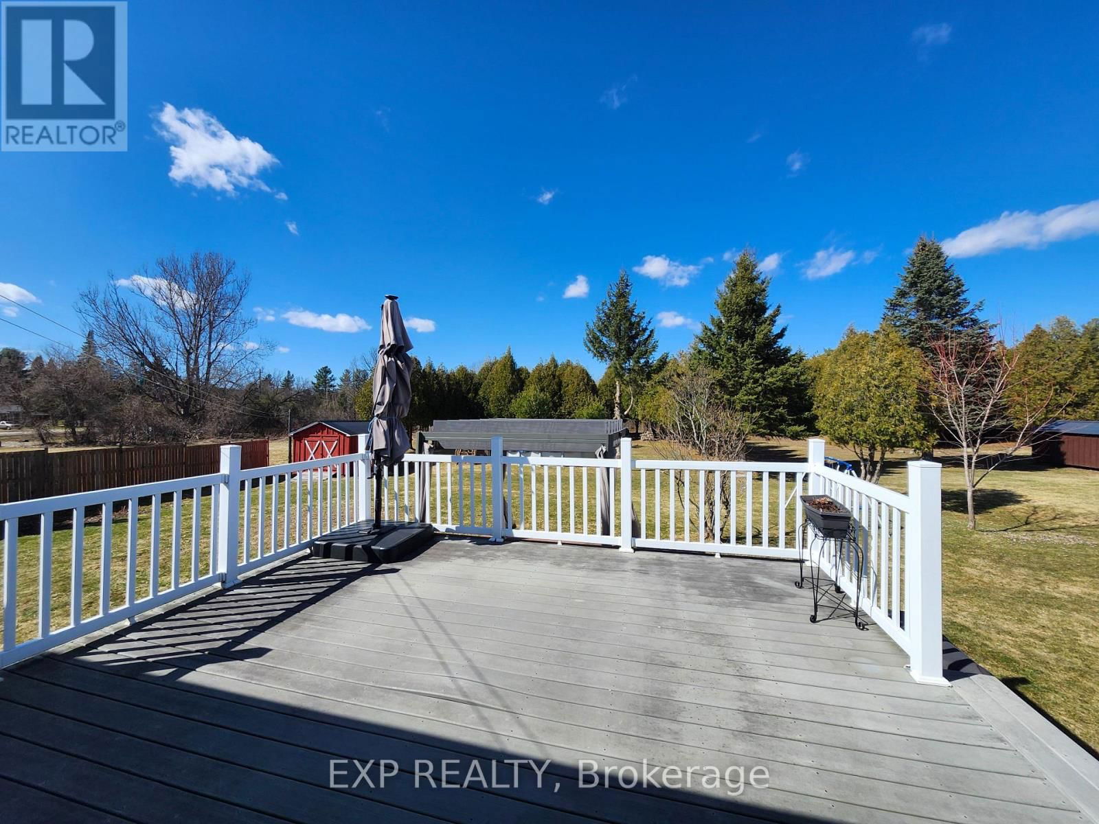 4020 GLEN SMAIL ROAD Image 35