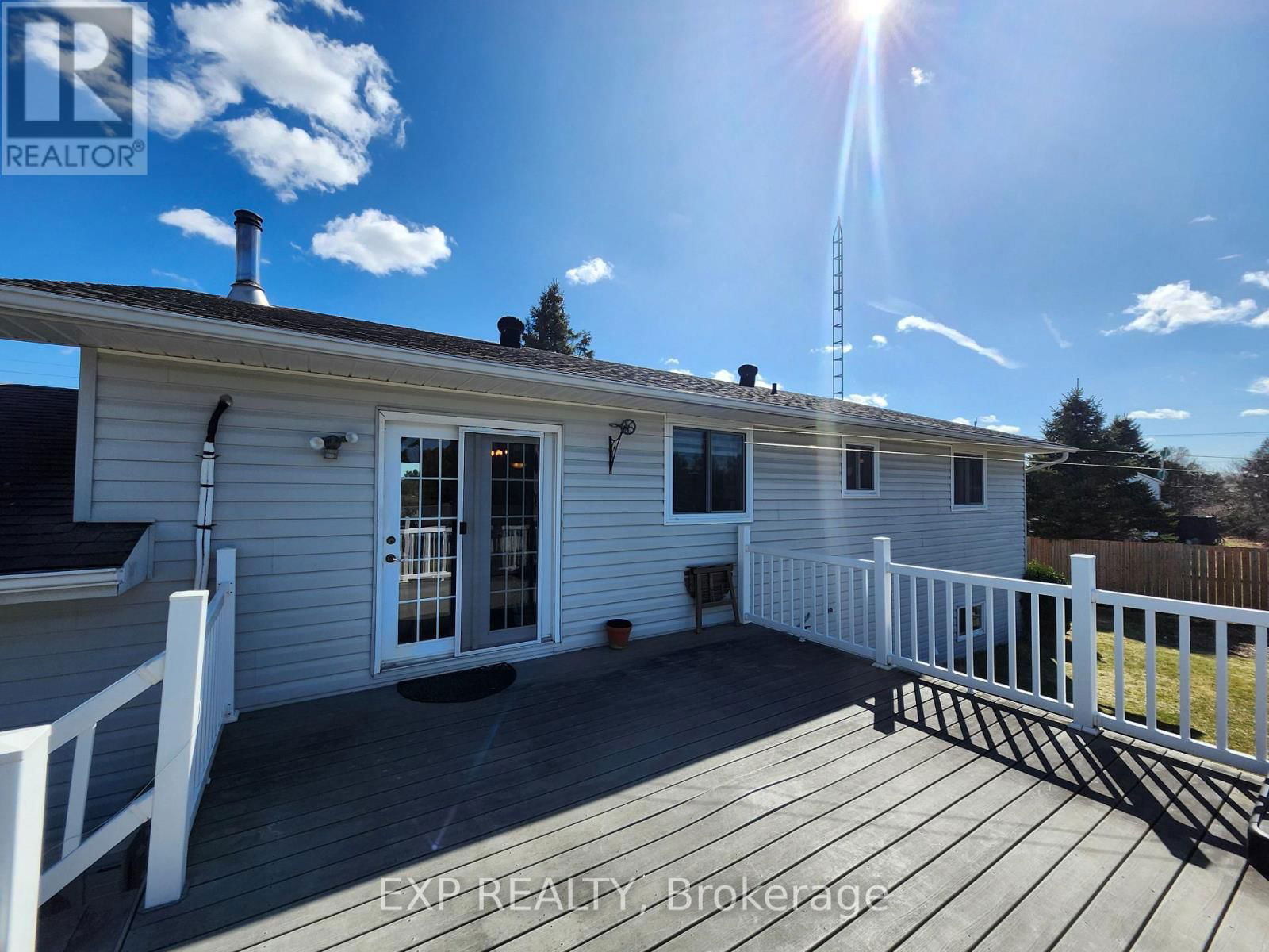 4020 GLEN SMAIL ROAD Image 36