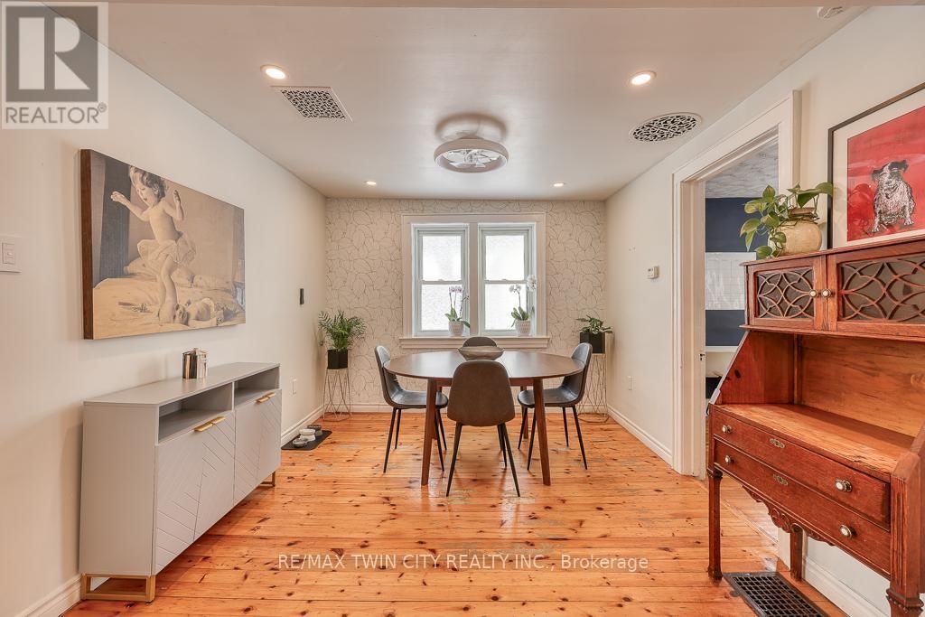 395 HOLMES STREET Image 10