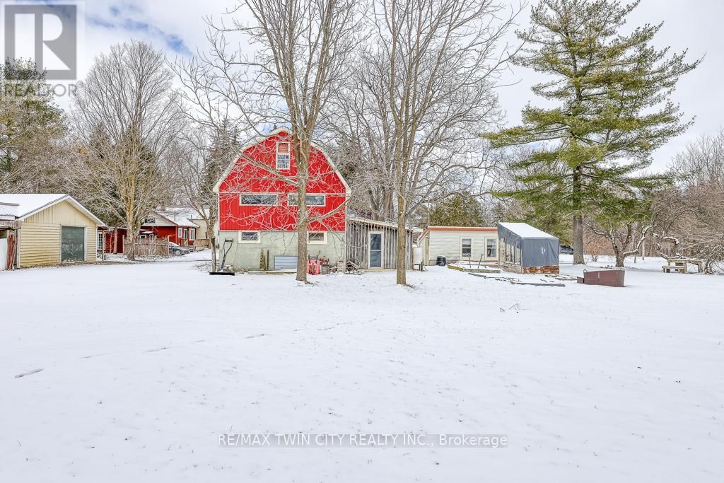 395 HOLMES STREET Image 42