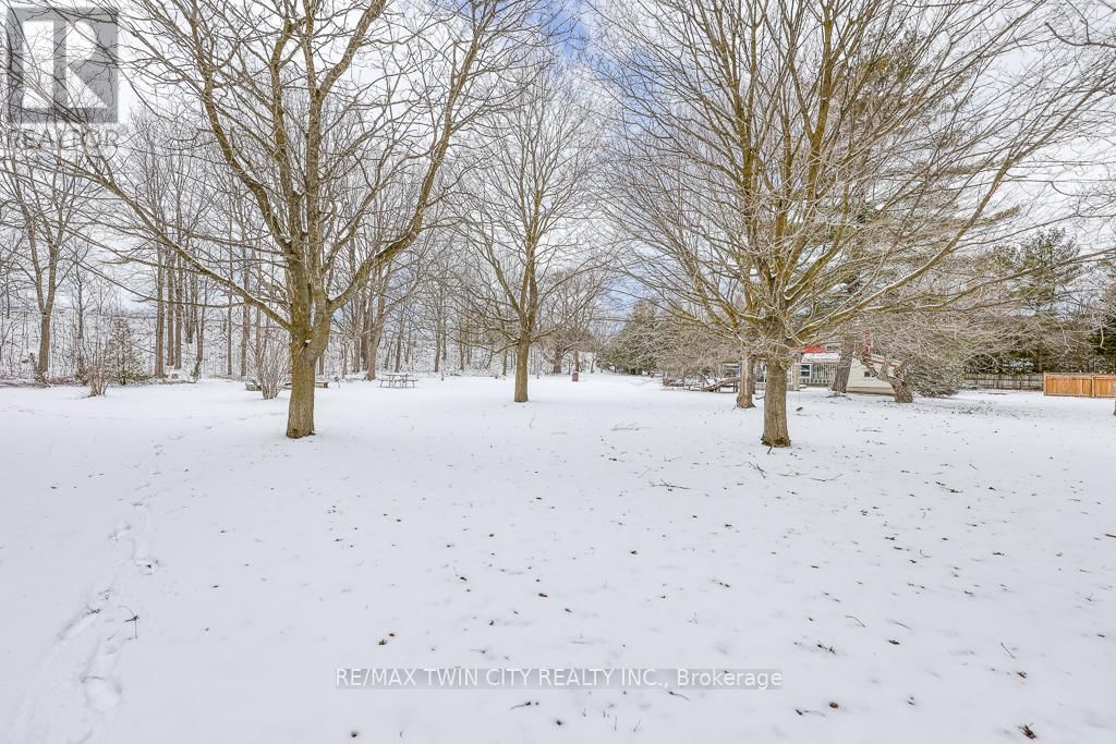 395 HOLMES STREET Image 46