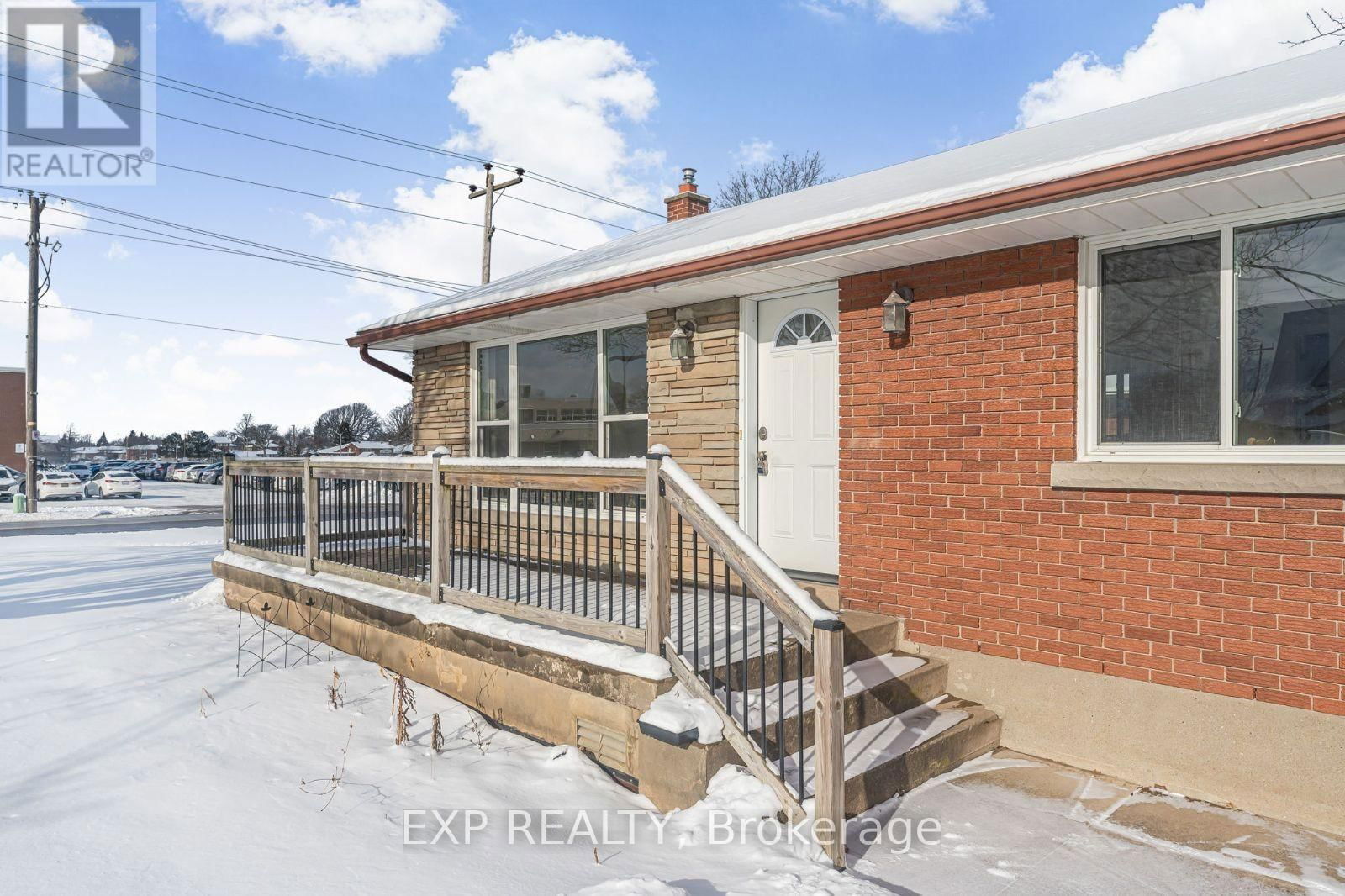 162 RYERSON STREET Image 2