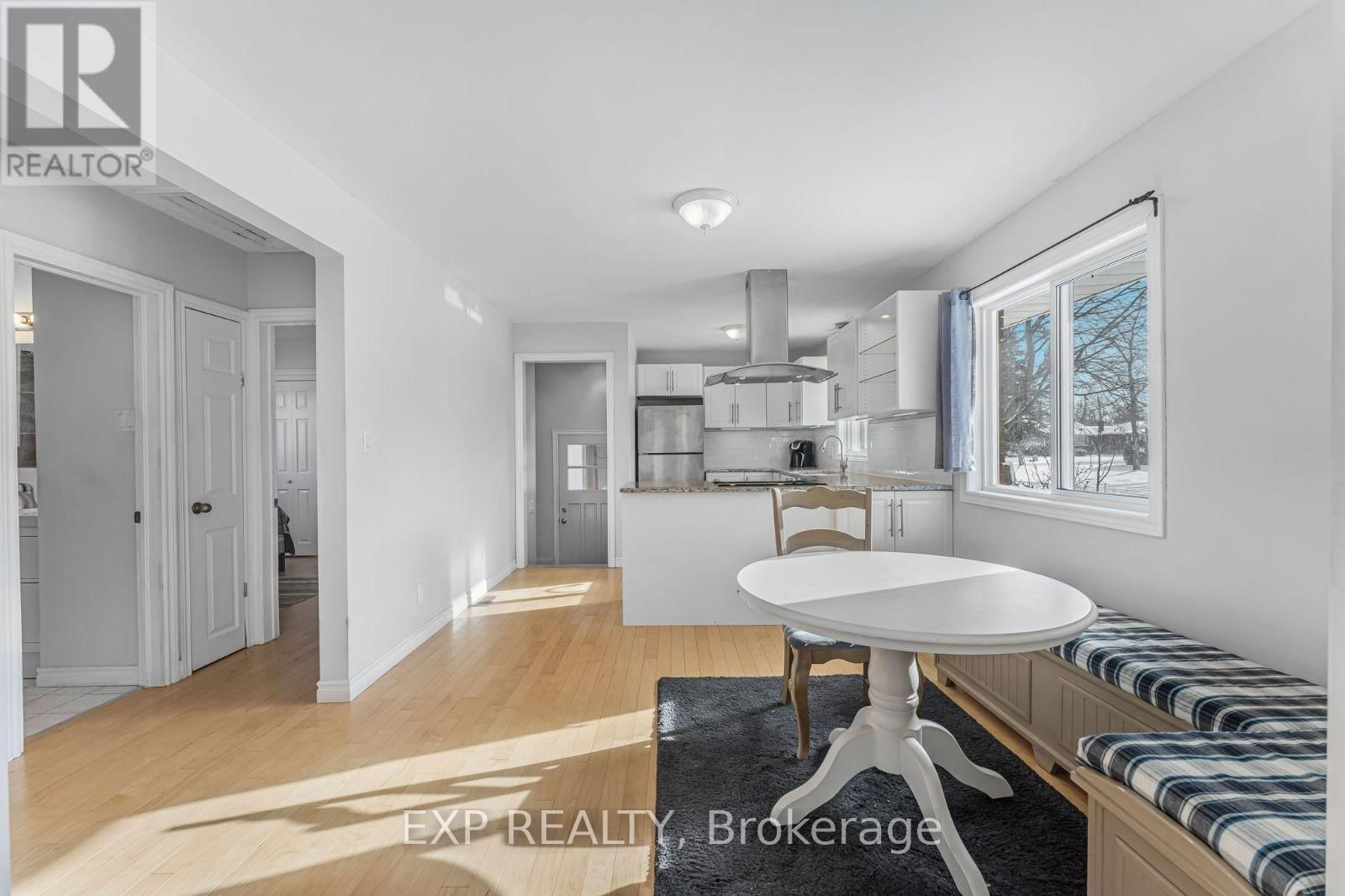 162 RYERSON STREET Image 4