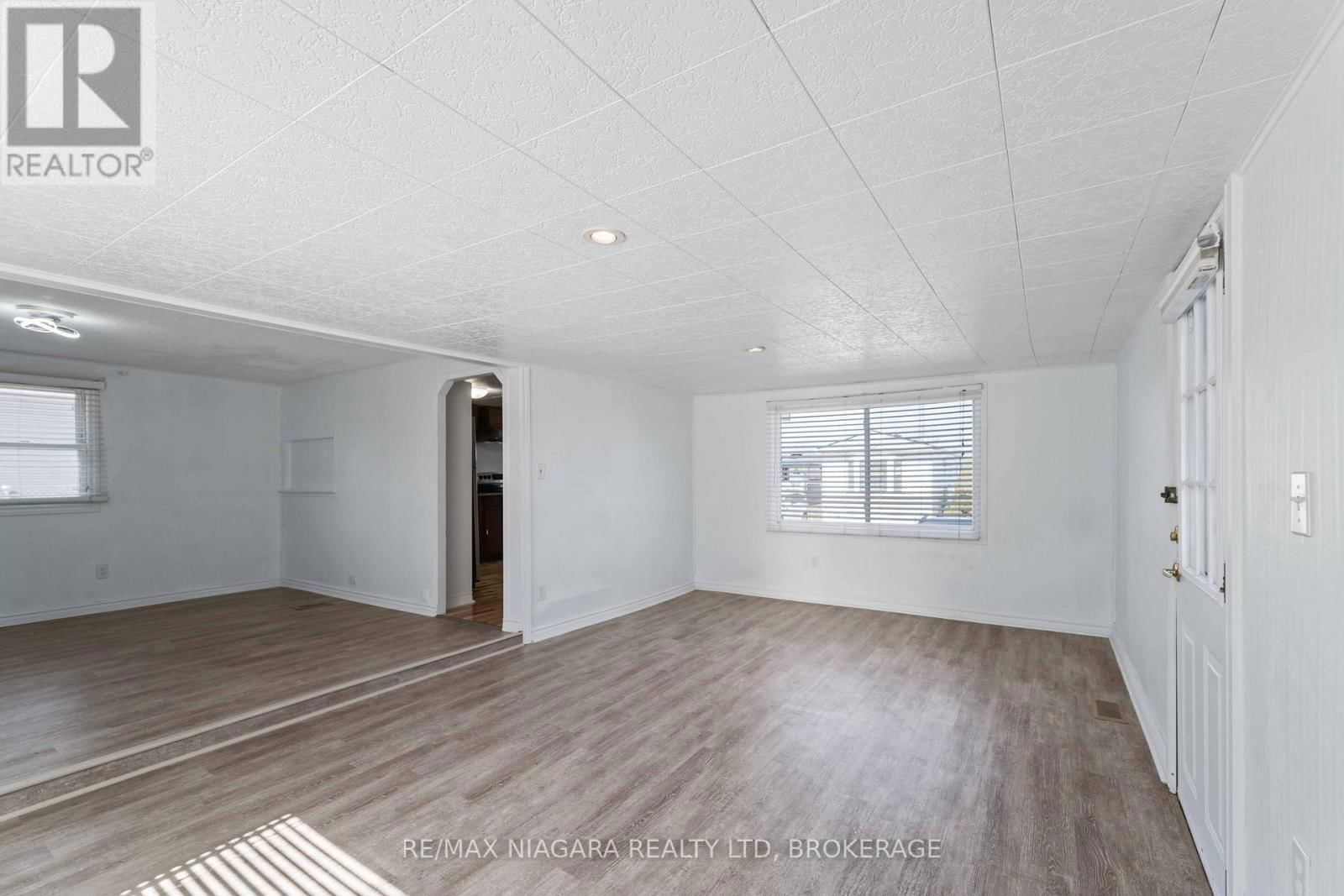 21 - 2175 MEWBURN ROAD Image 14